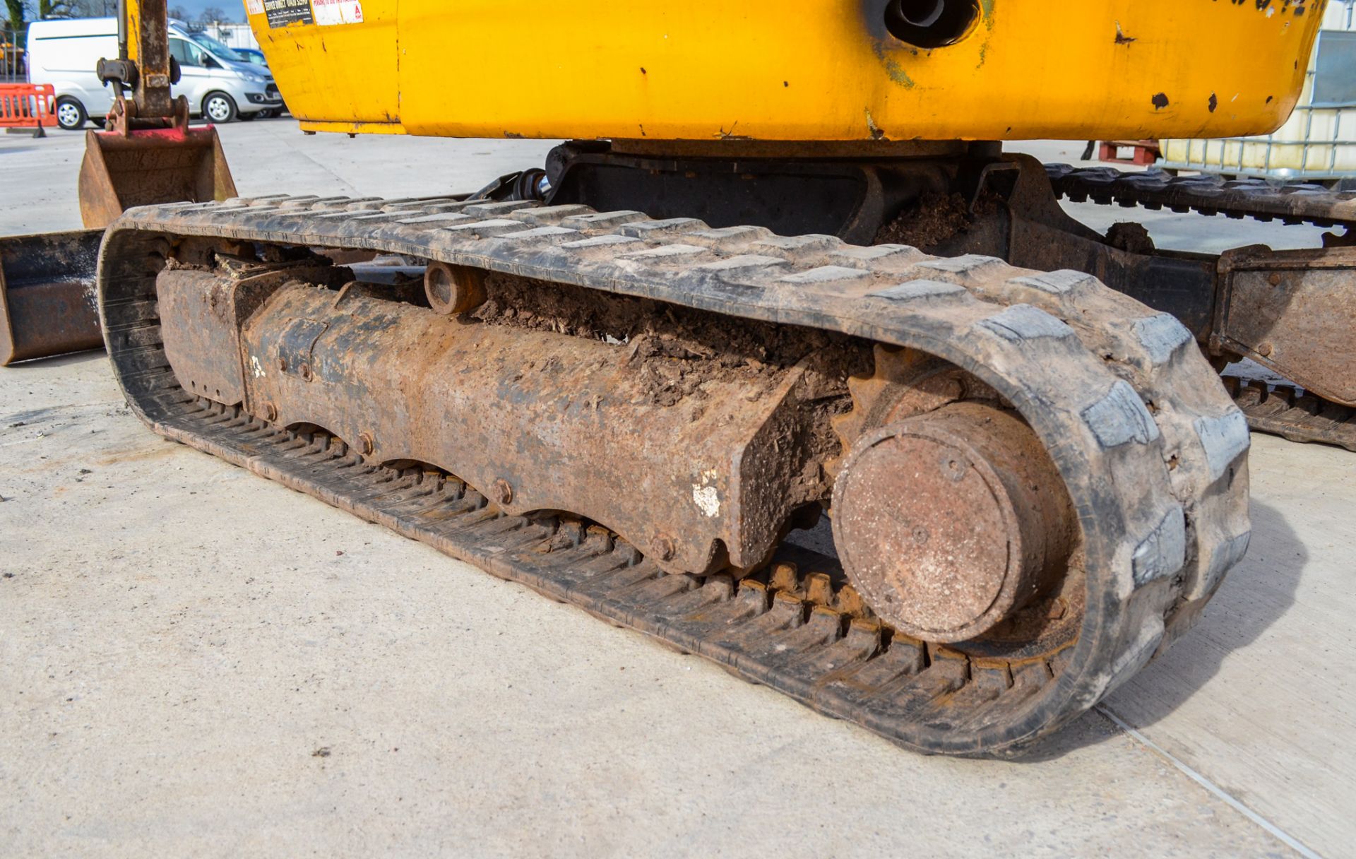 JCB 8030 3 tonne rubber tracked mini excavator Year: 2014 S/N: 2432157 Recorded hours: 2147 Blade, - Image 10 of 21