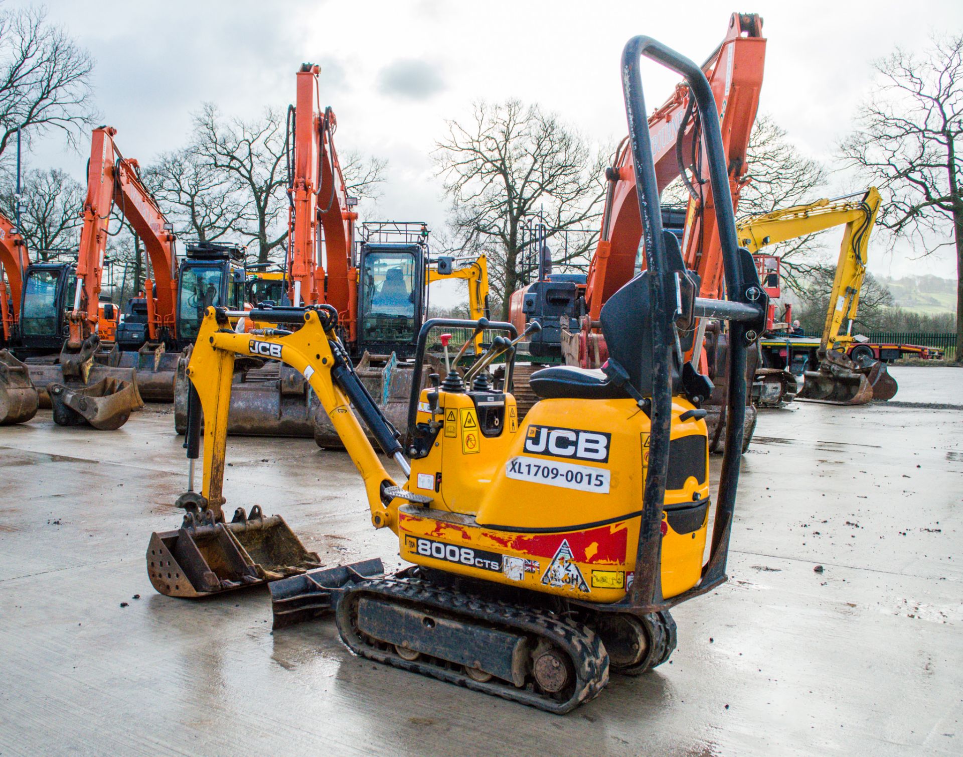 JCB 8008 CTS 0.8 tonne rubber tracked micro excavator Year: 2017 S/N: 1930483 Recorded Hours: 993 - Image 4 of 18