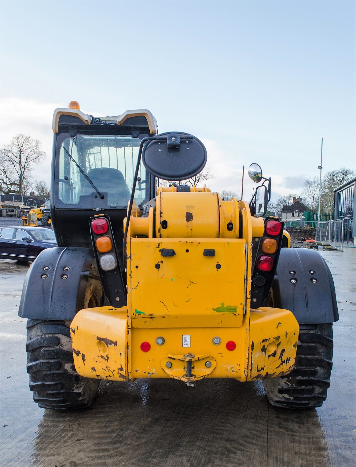 JCB 535-140 Hi-Viz 14 metre telescopic handler Year: 2014  S/N: 2339650 Recorded Hours: 4182 A633927 - Image 6 of 24