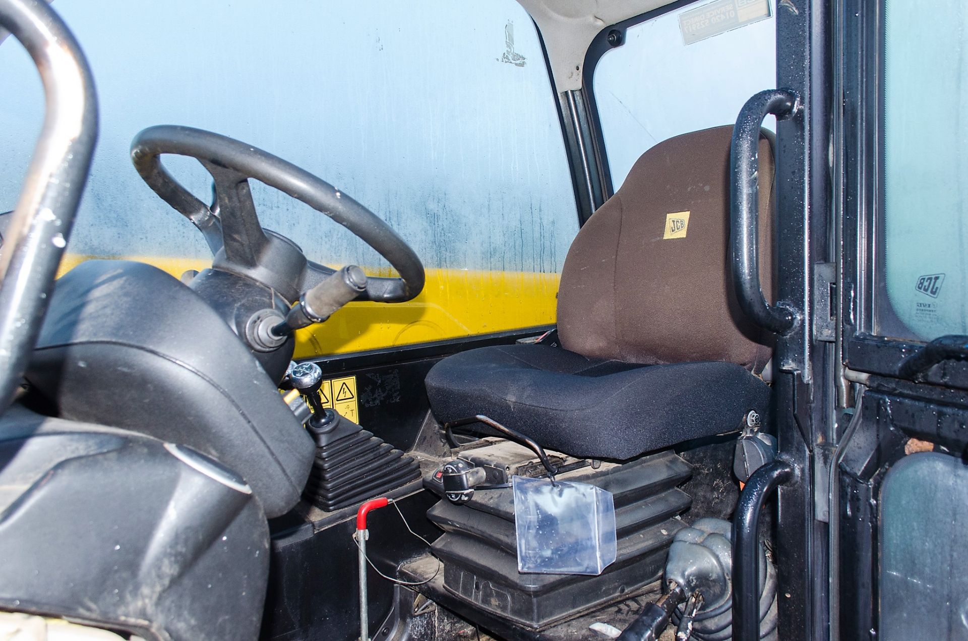 JCB 531-70 7 metre telescopic handler Year: 2014 S/N: 2339911 Recorded Hours: 6287 A634517 ** - Image 16 of 22