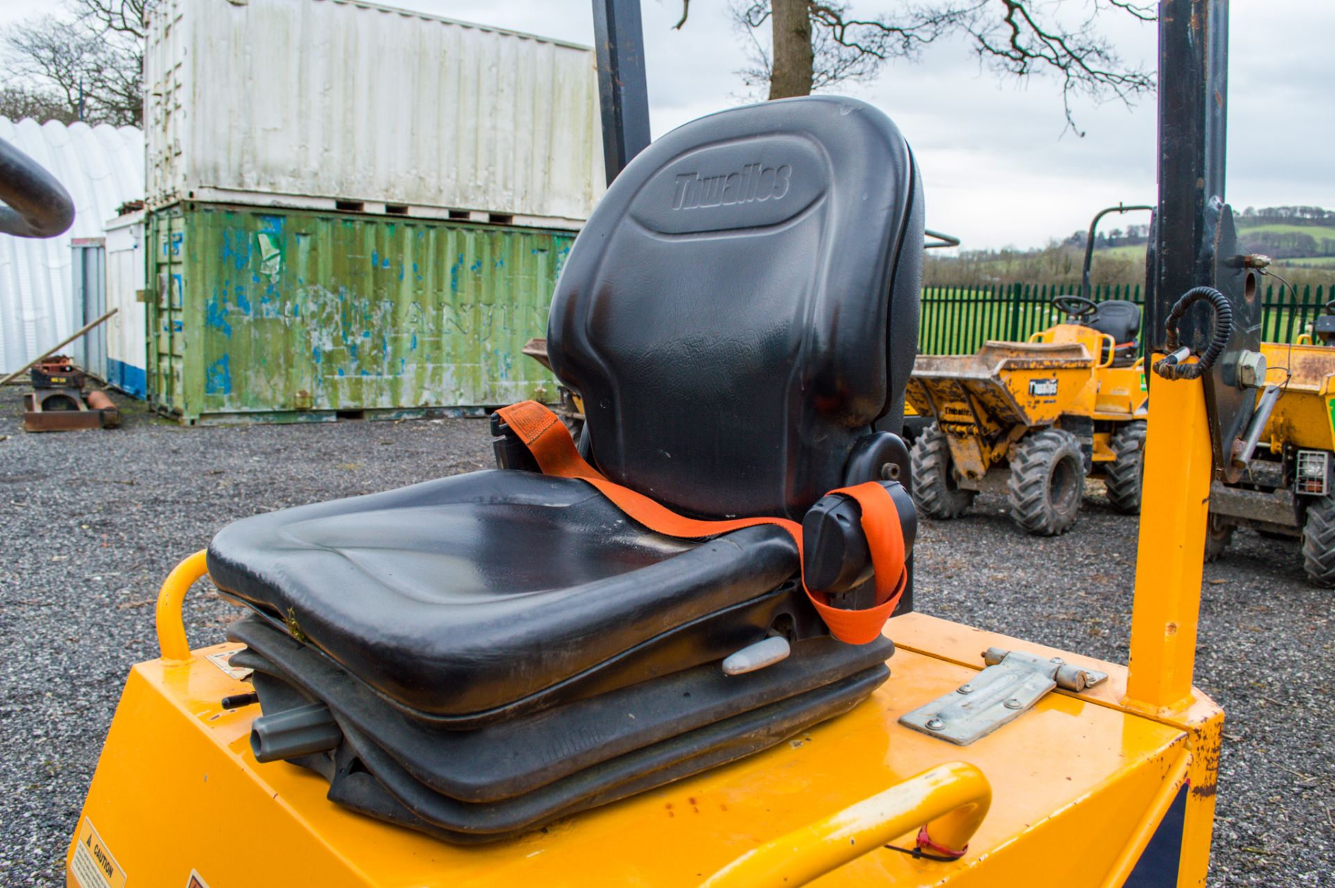 Thwaites 1 tonne hi-tip dumper Year: 2017 S/N: 717D9901 Recorded Hours: 978 - Image 17 of 18