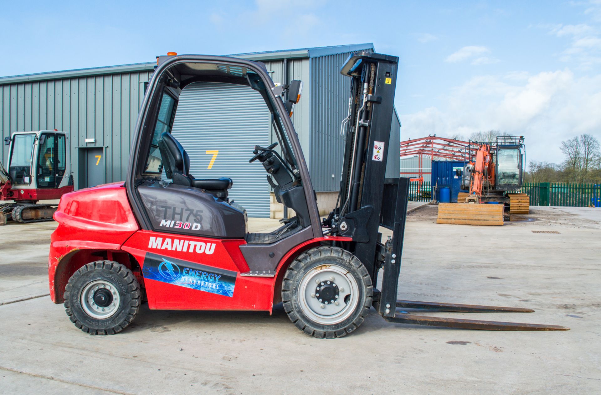 Manitou  MI 30D 3 tonne diesel fork lift truck Year: 2020 S/N: 877369 Recorded Hours: 430 TH75 - Image 8 of 18