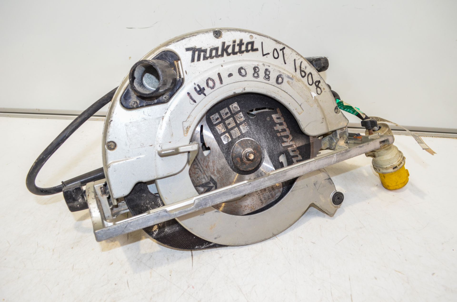 Makita 110v circular saw 14010880