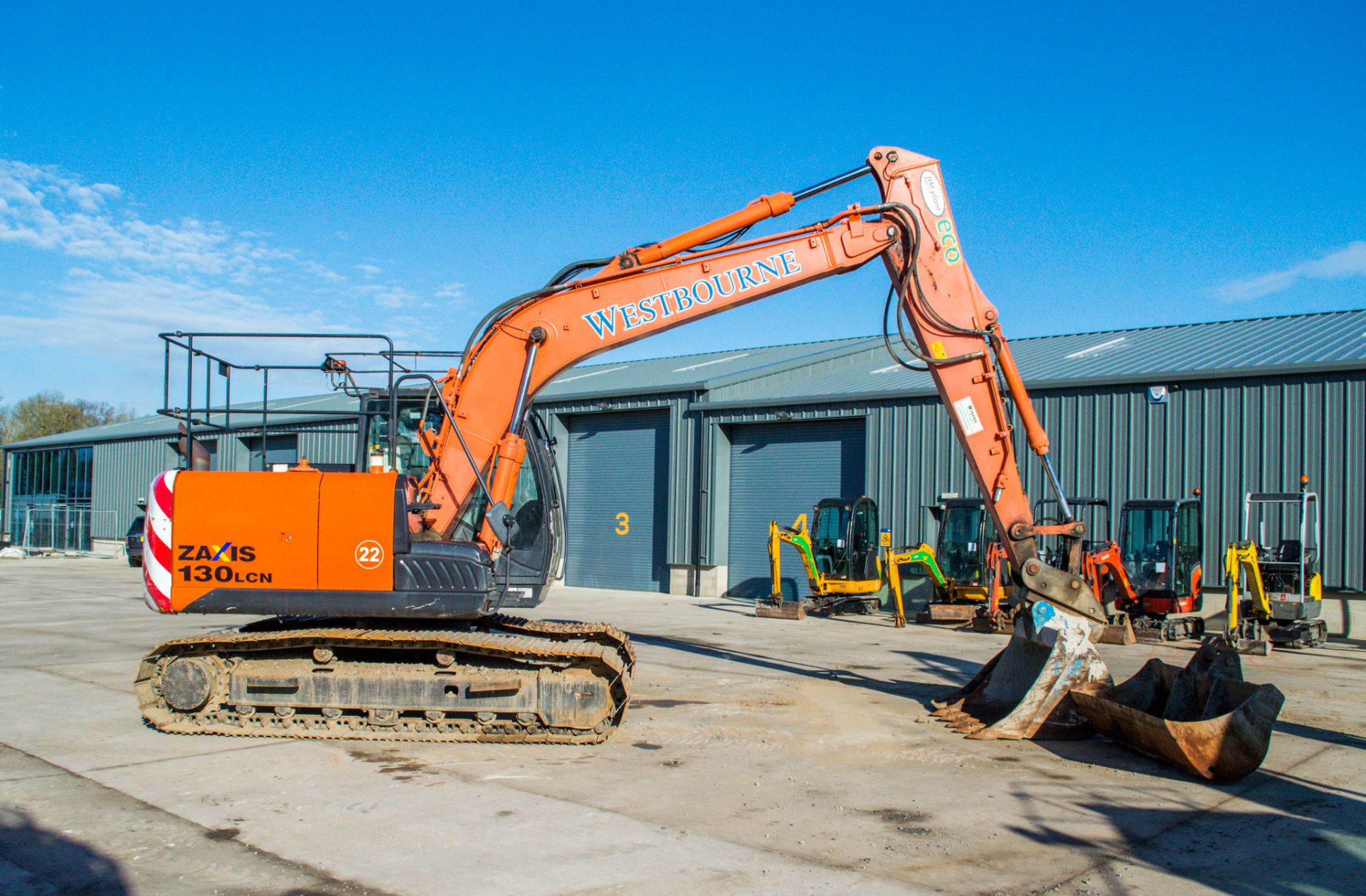 Hitachi ZX 130 LCN  13 tonne steel tracked excavator Year: 2013 S/N: 090662 Recorded Hours: 9500 Air - Image 8 of 25