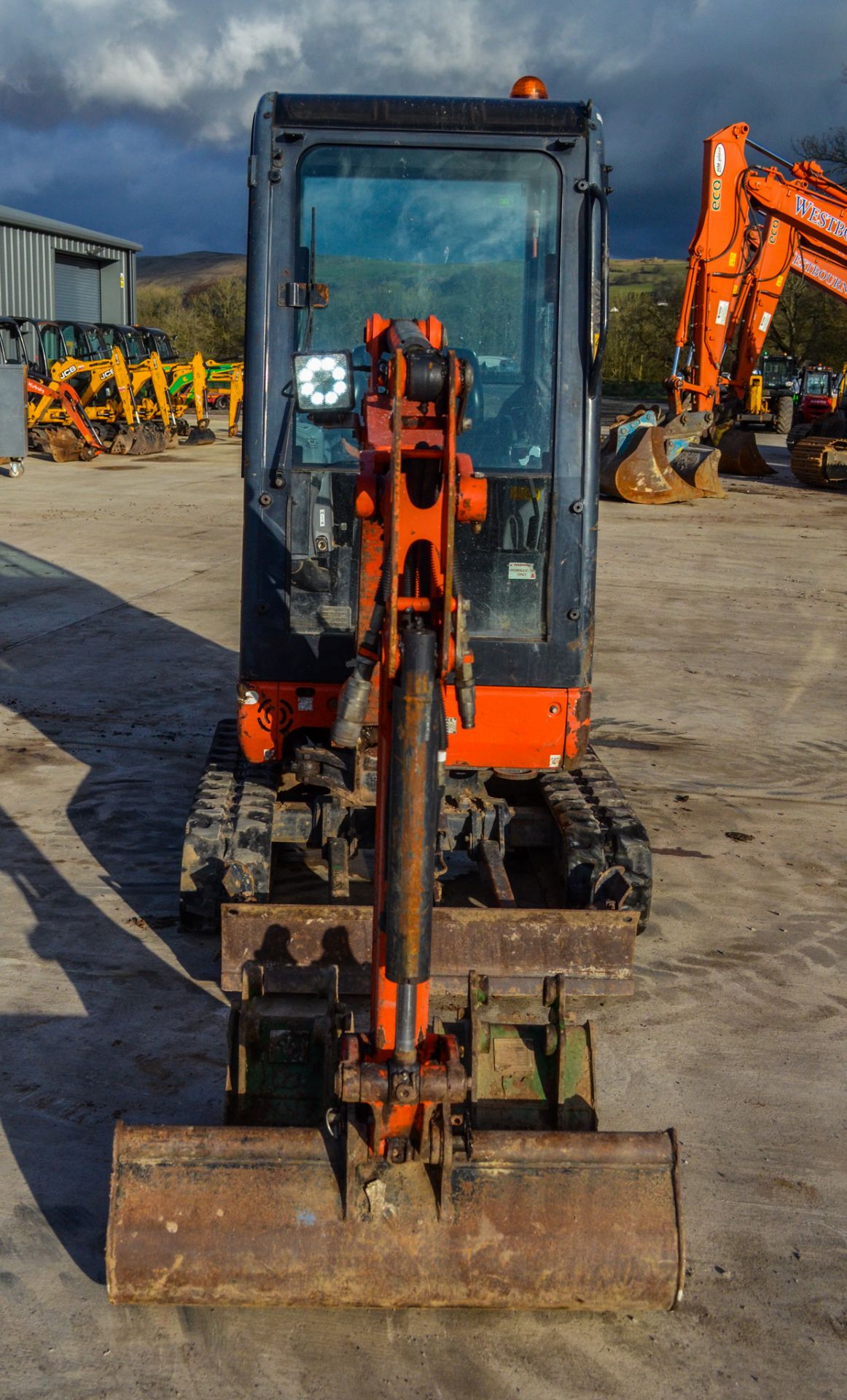 Kubota KX016-4 1.6 tonne rubber tracked mini excavator Year: 2015 S/N: 58685 Recorded Hours: 1714 - Image 5 of 18