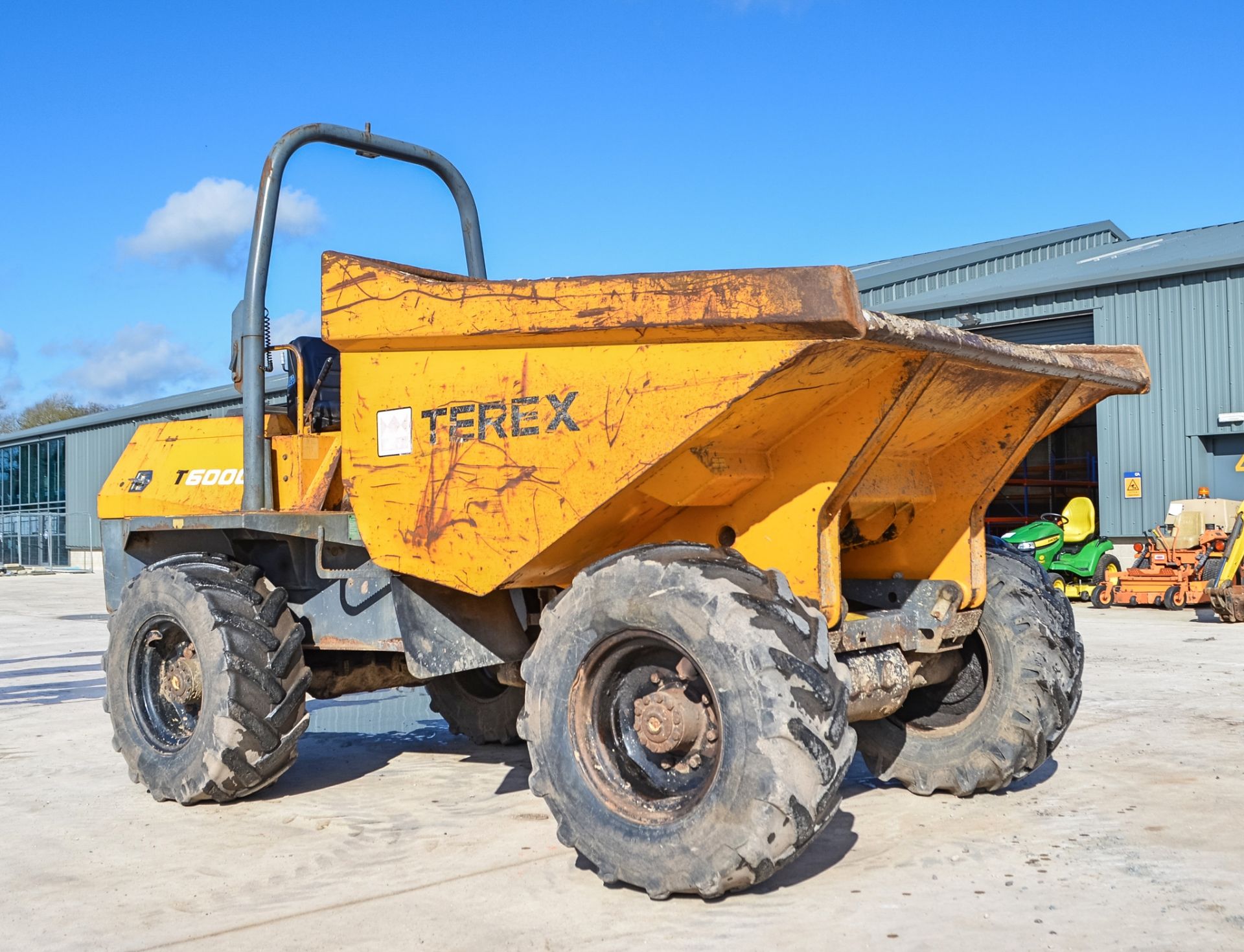 Terex 6 tonne straight skip dumper  Year: 2007  S/N: E703FW200 Recorded Hours: 3525 - Image 2 of 20