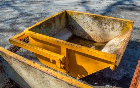 Conquip 1 tonne boat skip FCH8163