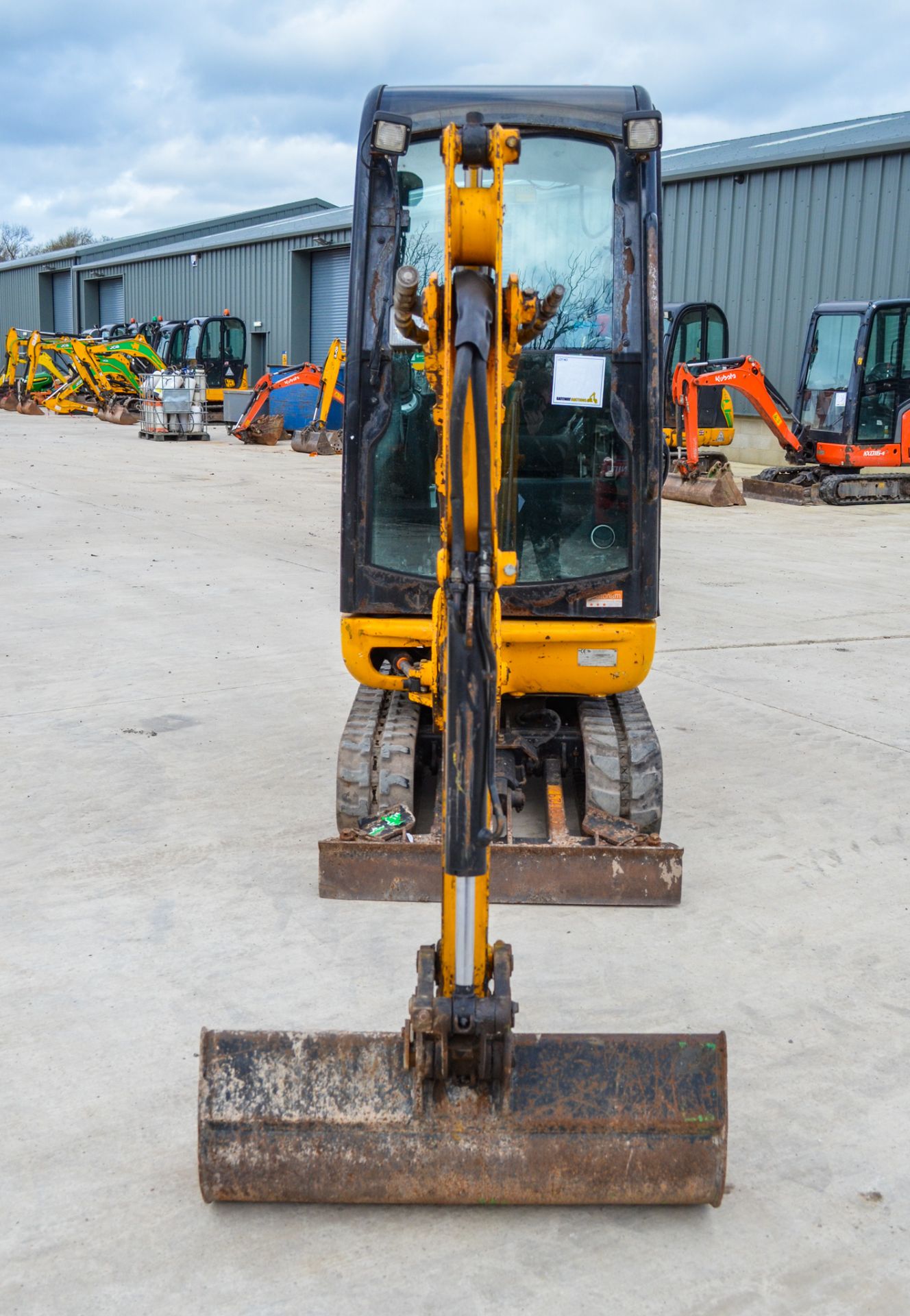 JCB 8018 1.8 tonne rubber tracked mini excavator Year: 2015 S/N: 2335150 Recorded hours: 1701 Blade, - Image 5 of 19