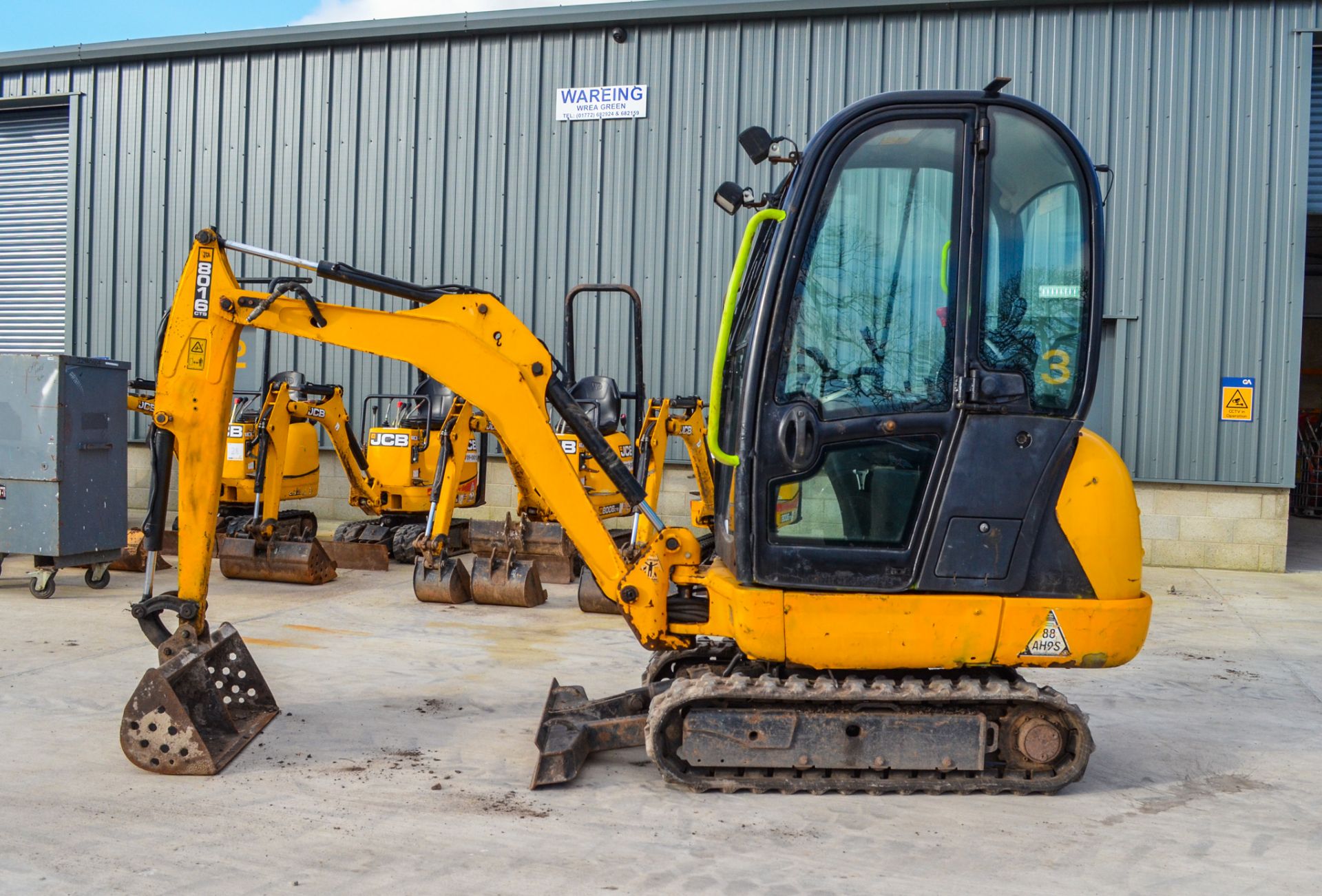 JCB 801.6 1.5 tonne rubber tracked mini excavator Year: 2013 S/N: 2071385 Recorded hours: 1851 - Image 8 of 16