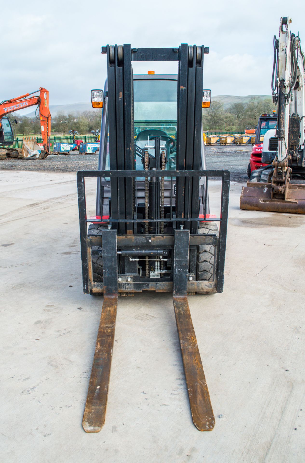 Manitou  MI 30D 3 tonne diesel fork lift truck Year: 2020 S/N: 877369 Recorded Hours: 430 TH75 - Image 5 of 18