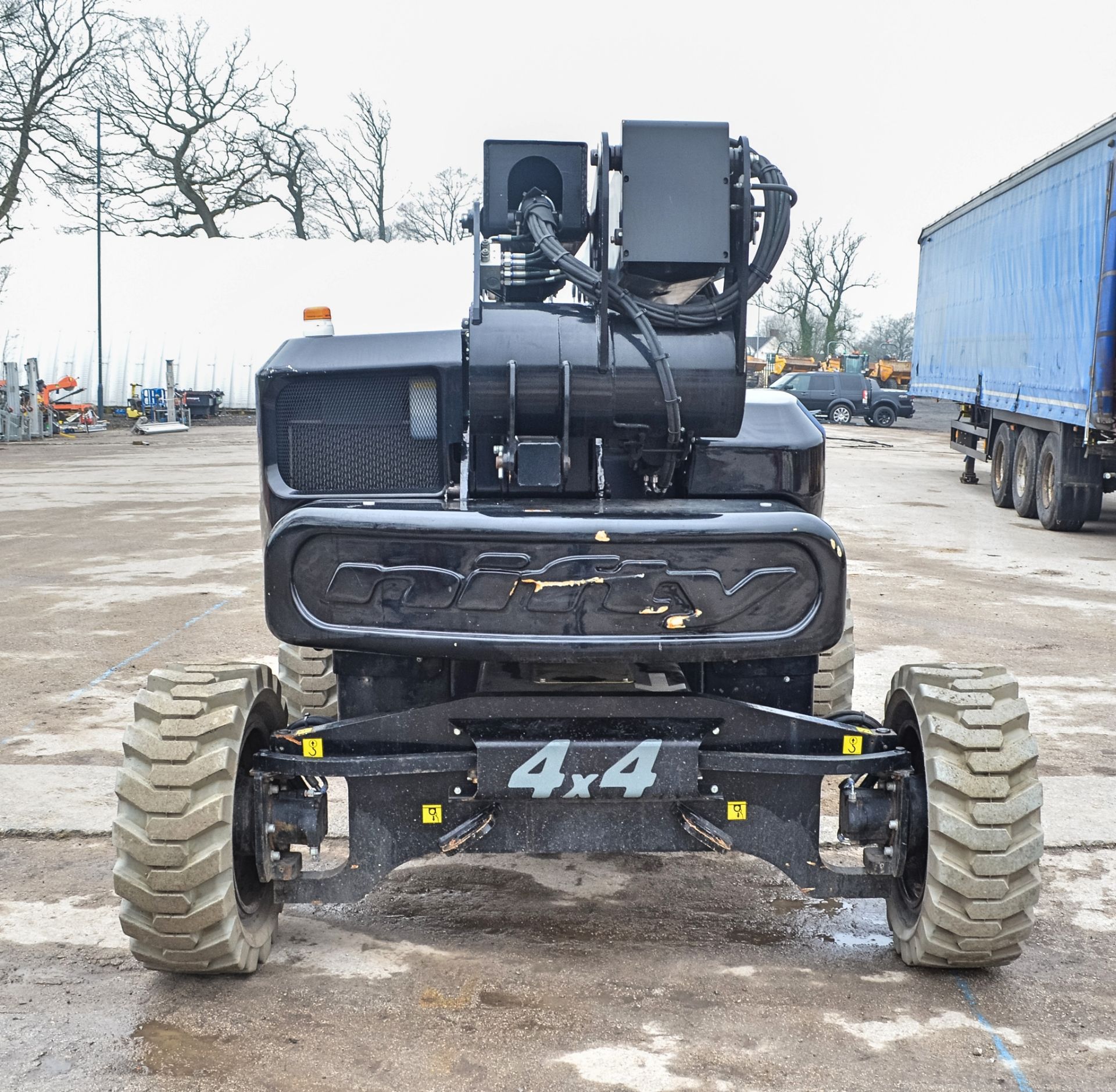 Nifty H21 Hybrid diesel/battery electric 4x4 rough terrain articulated boom lift access platform - Image 6 of 22