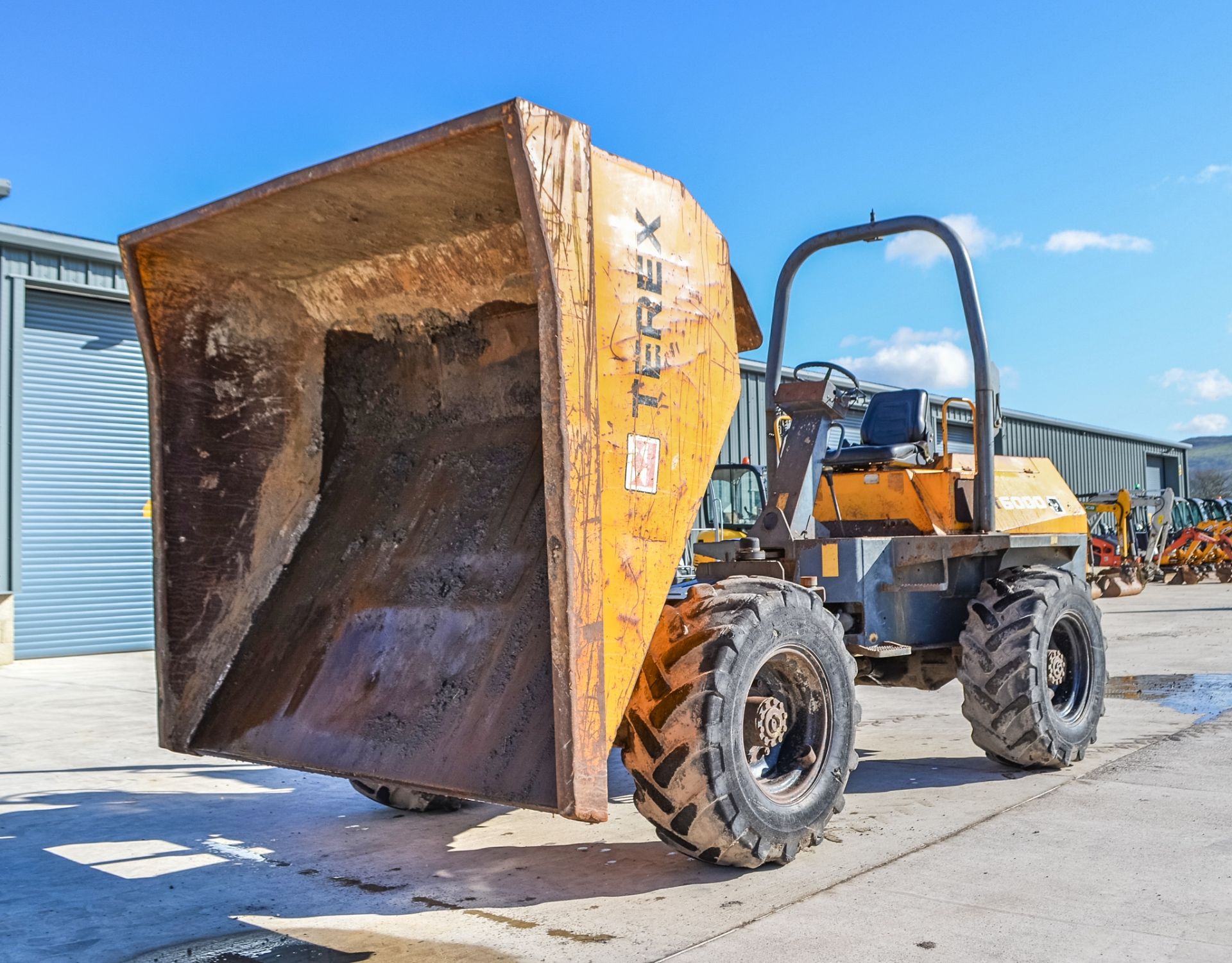 Terex 6 tonne straight skip dumper  Year: 2007  S/N: E703FW179 Recorded Hours: 2883 - Image 9 of 21