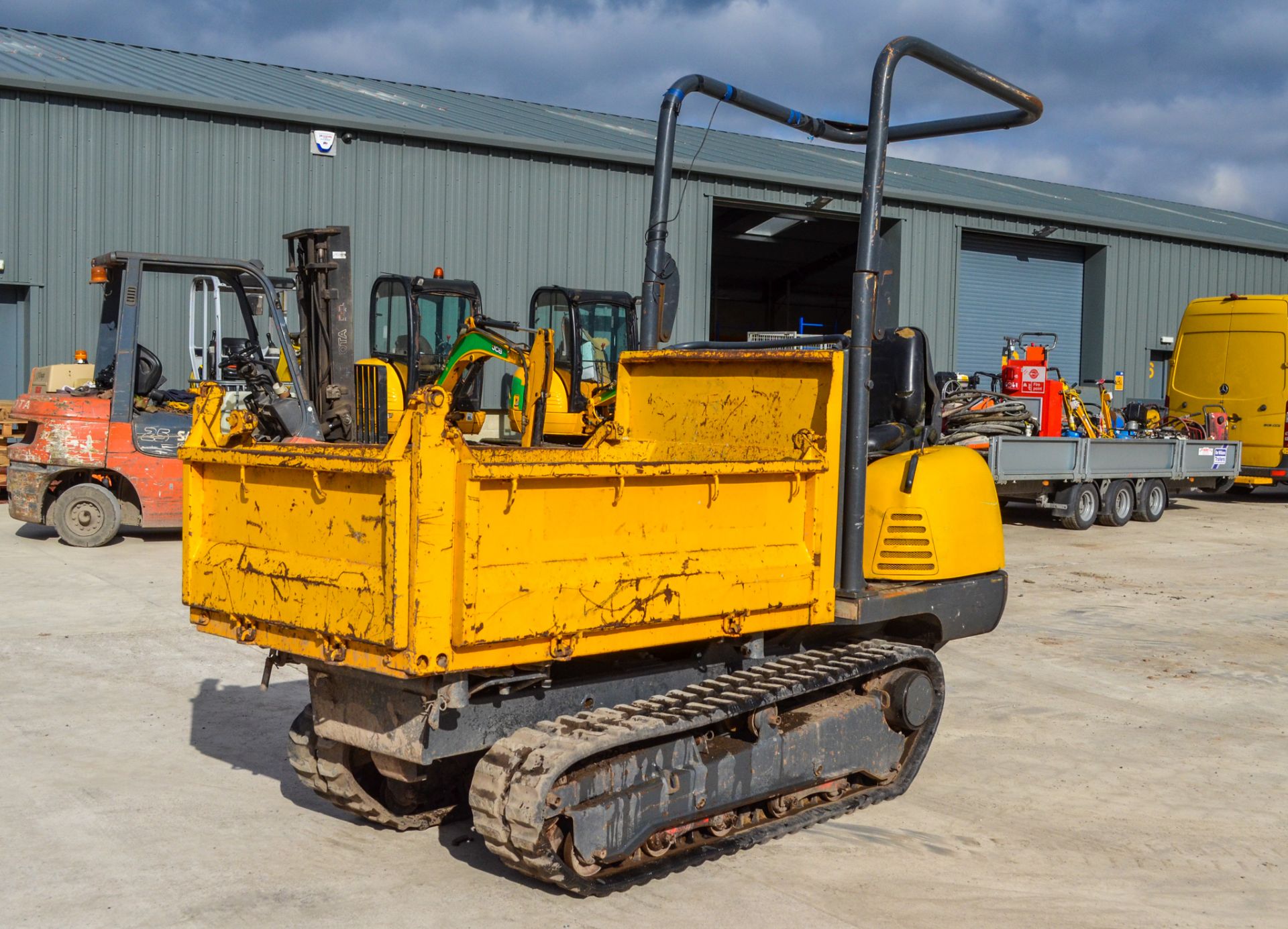 Lifton TD15 rubber tracked dumper Year: 2005  S/N: AA0248N   P3072 Recorded Hours: 1609