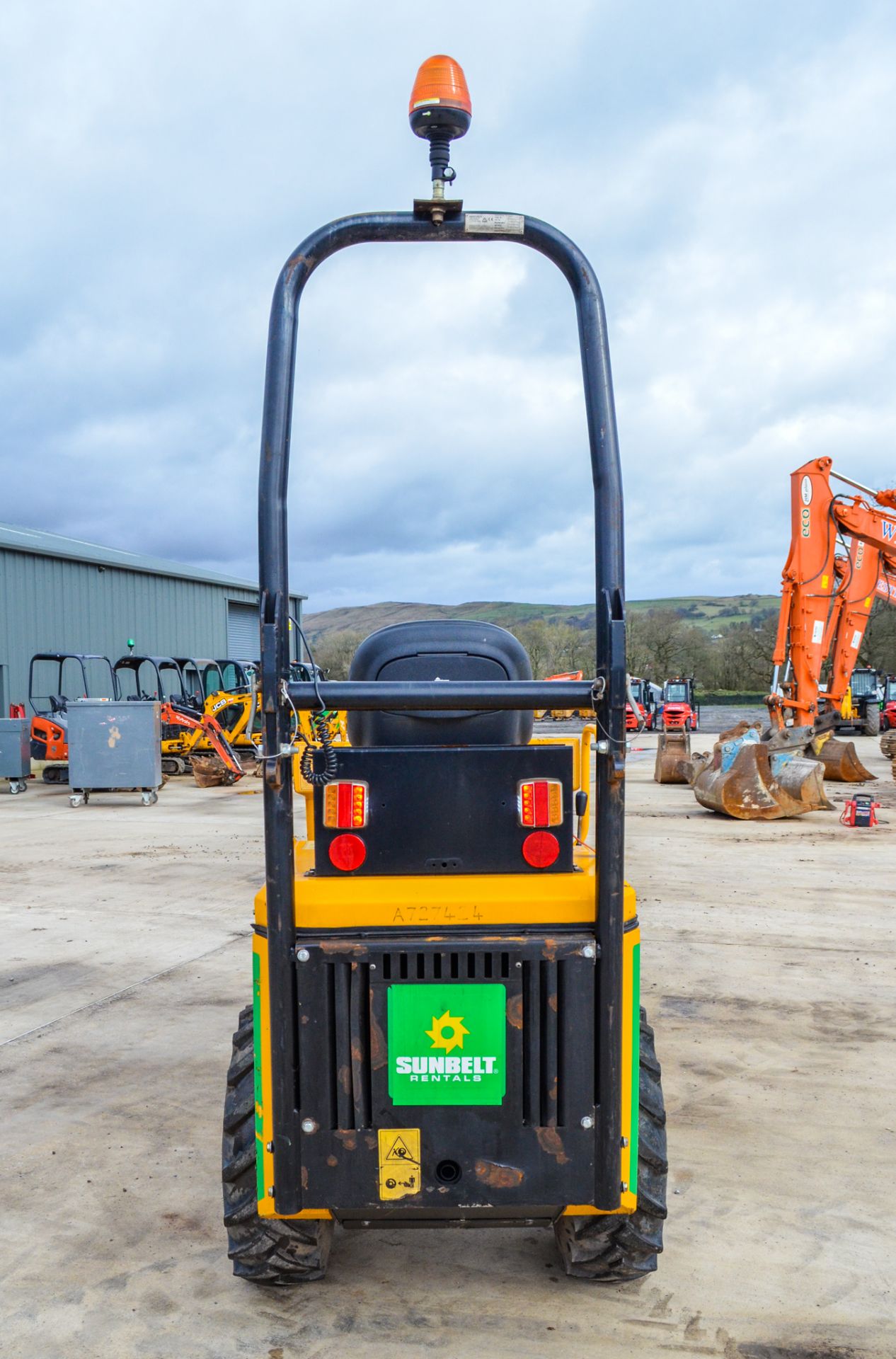 JCB 1THT 1 tonne high tip dumper Year: 2016 S/N: 3328 Recorded hours: 169 A727424 - Image 6 of 19