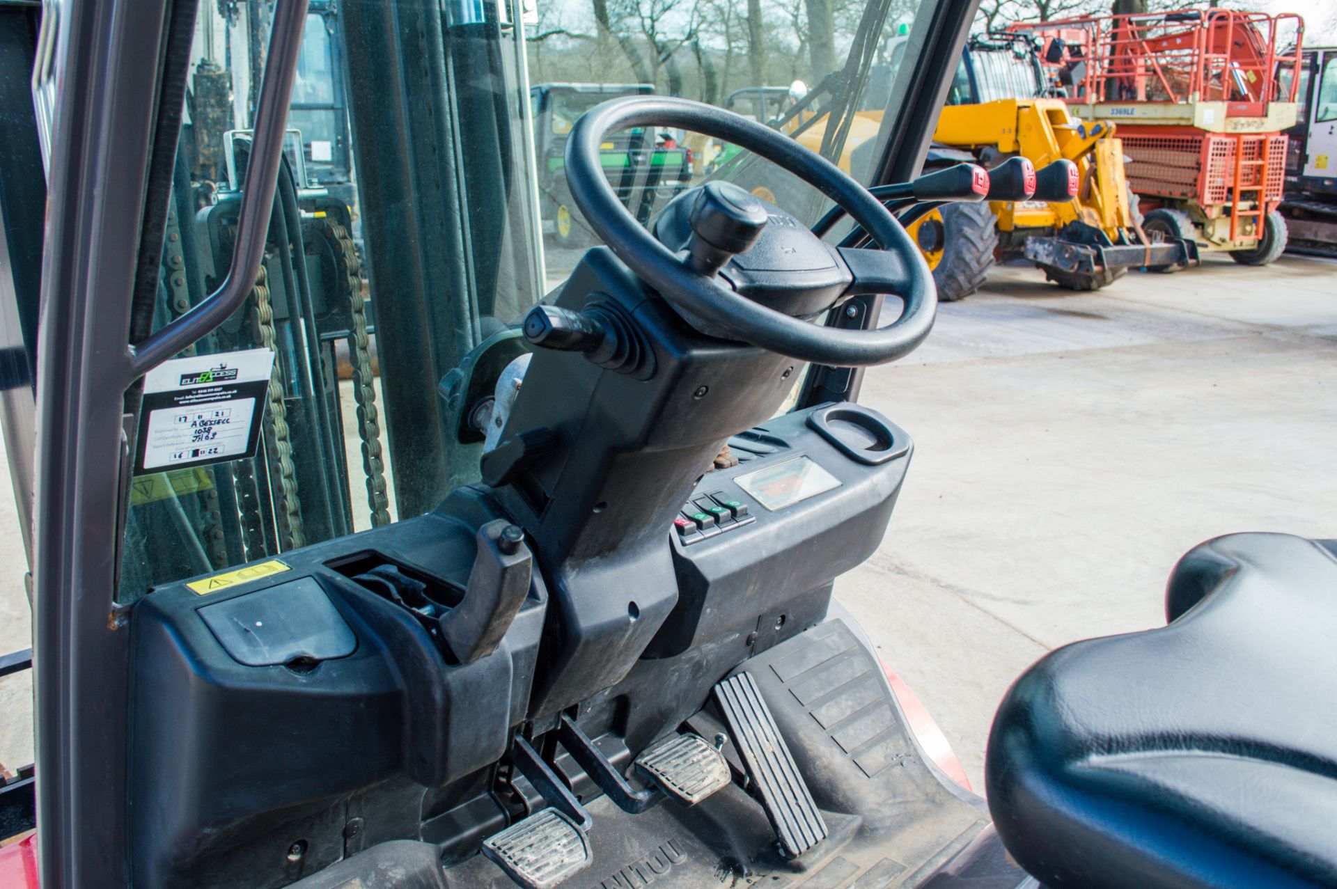 Manitou  MI 30D 3 tonne diesel fork lift truck Year: 2020 S/N: 877369 Recorded Hours: 430 TH75 - Image 16 of 18