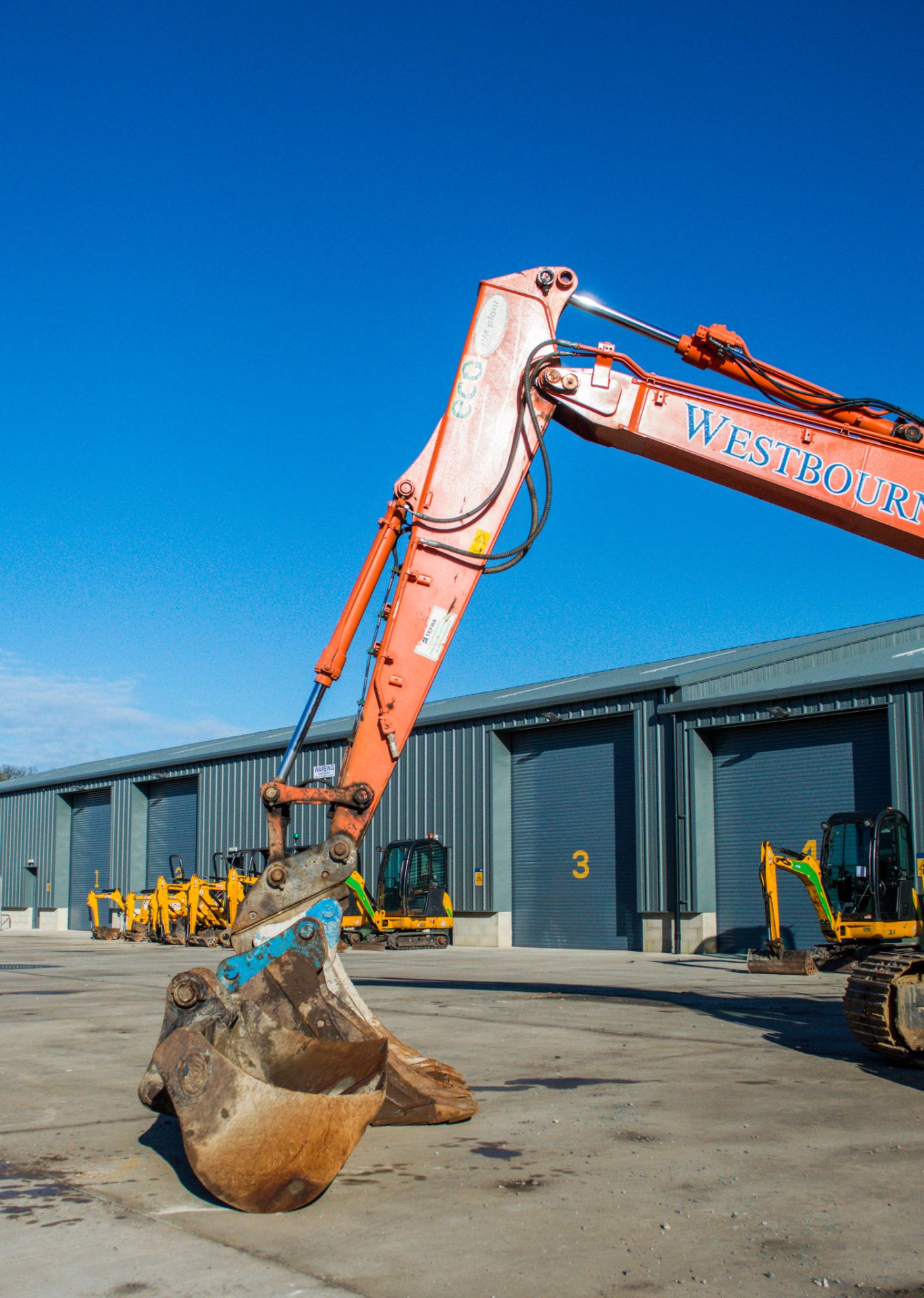 Hitachi ZX 130 LCN  13 tonne steel tracked excavator Year: 2013 S/N: 090662 Recorded Hours: 9500 Air - Image 16 of 25