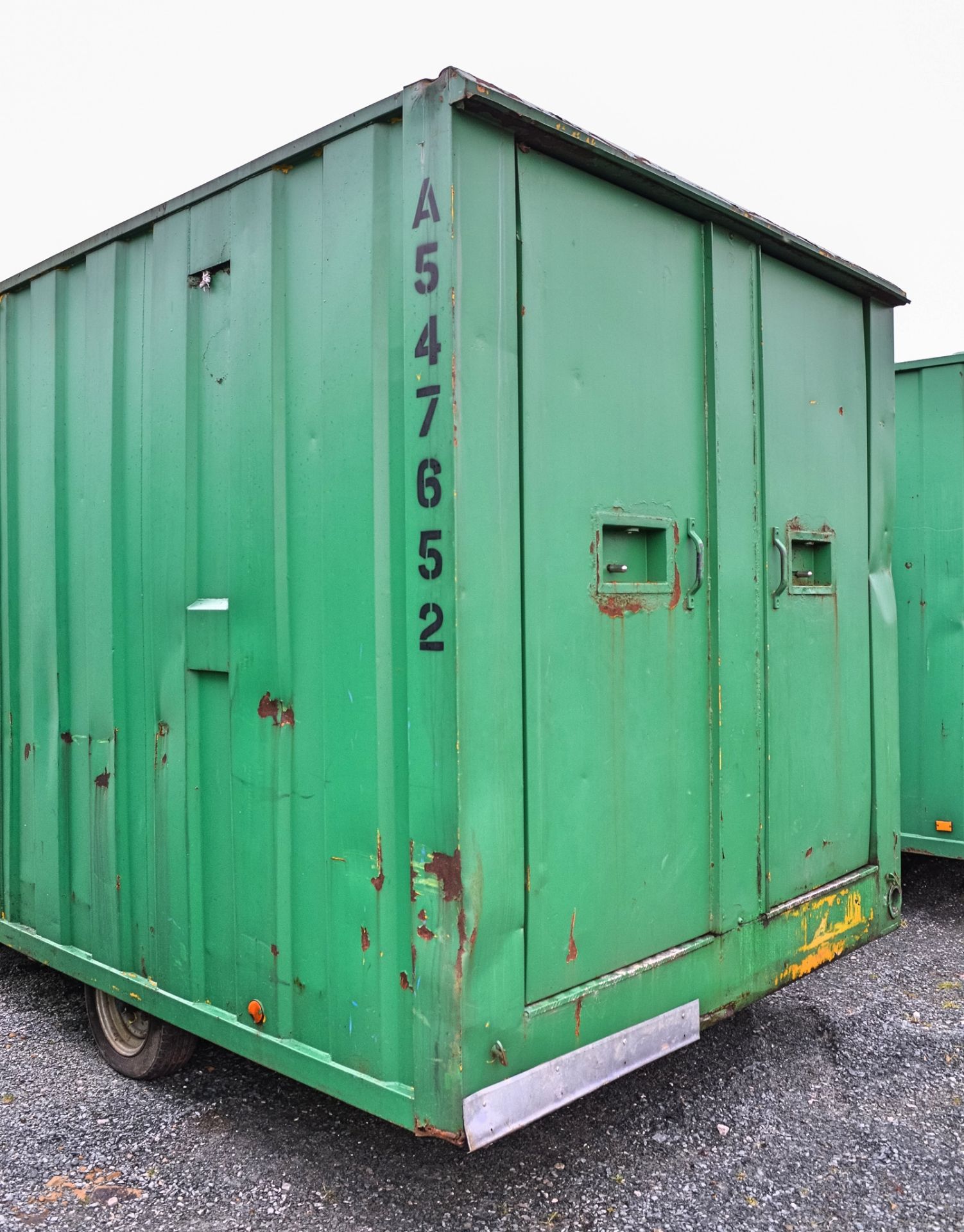 Groundhog 12ft x 6 ft  fast tow mobile steel anti vandal welfare unit Comprising of: canteen area, - Image 3 of 10