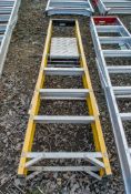 5 tread glass fibre framed step ladder 3324-0081