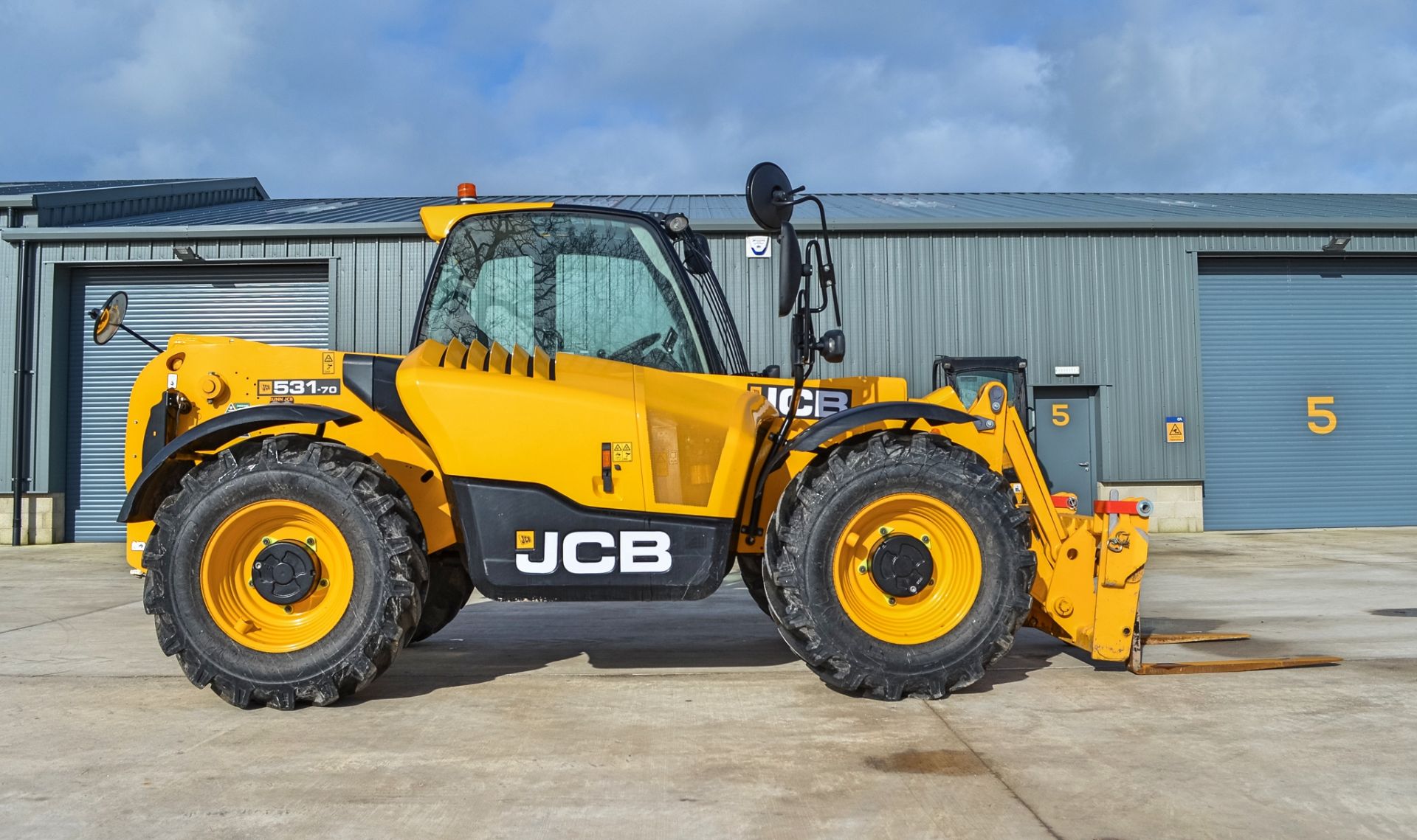 JCB 531-70 7 metre telescopic handler Year: 2021 S/N: 3008922 Recorded Hours: 1001 c/w rear - Image 8 of 23