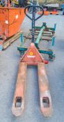 Hand hydraulic pallet truck N512570