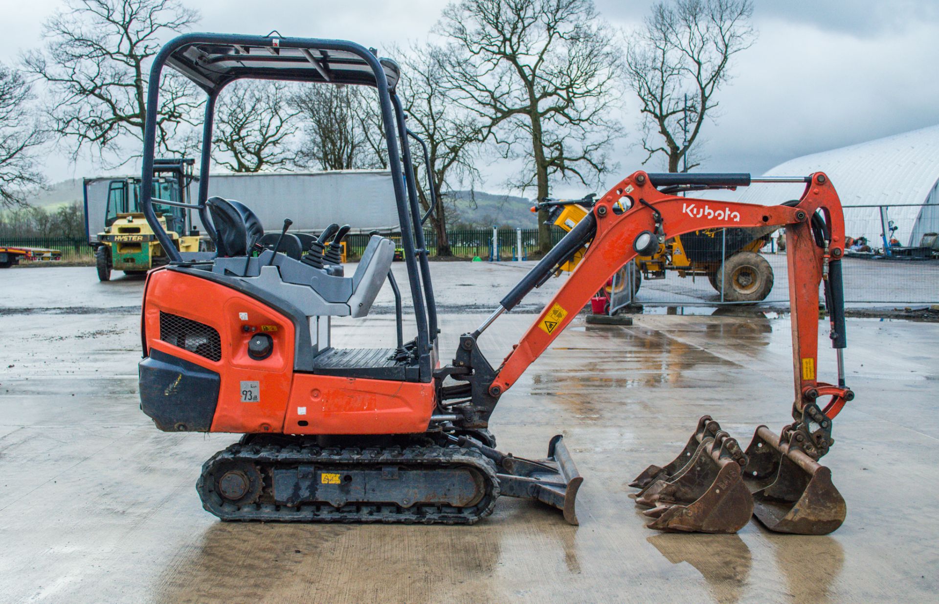 Kubota KX015-4 1.5 tonne rubber tracked mini excavator Year: 2016 S/N: 60177 Recorded Hours: 1870 - Image 7 of 18