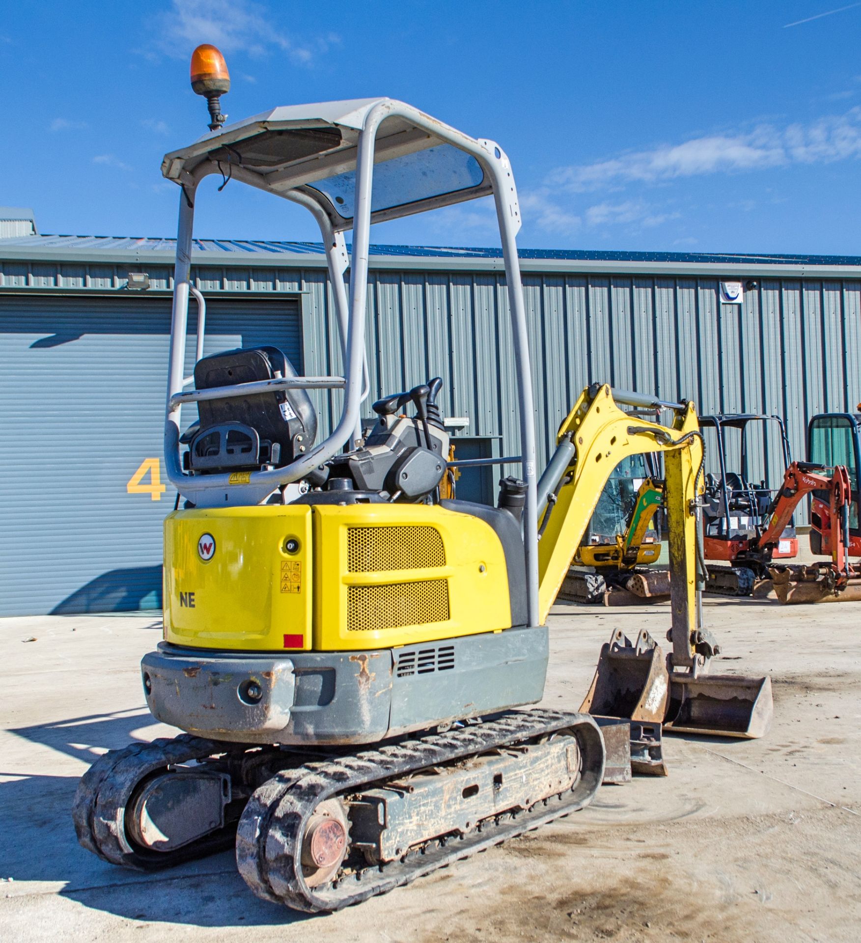 Wacker Neuson EZ17 1.6 tonne rubber tracked mini excavator Year: 2018 S/N: PAL032220 Recorded Hours: - Image 4 of 21