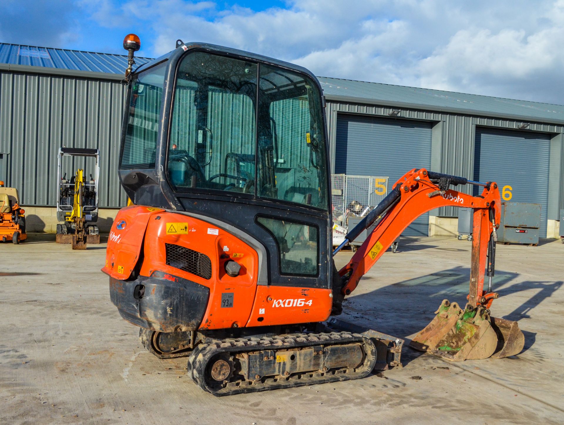 Kubota KX016-4 1.6 tonne rubber tracked mini excavator Year: 2015 S/N: 58685 Recorded Hours: 1714 - Image 3 of 18