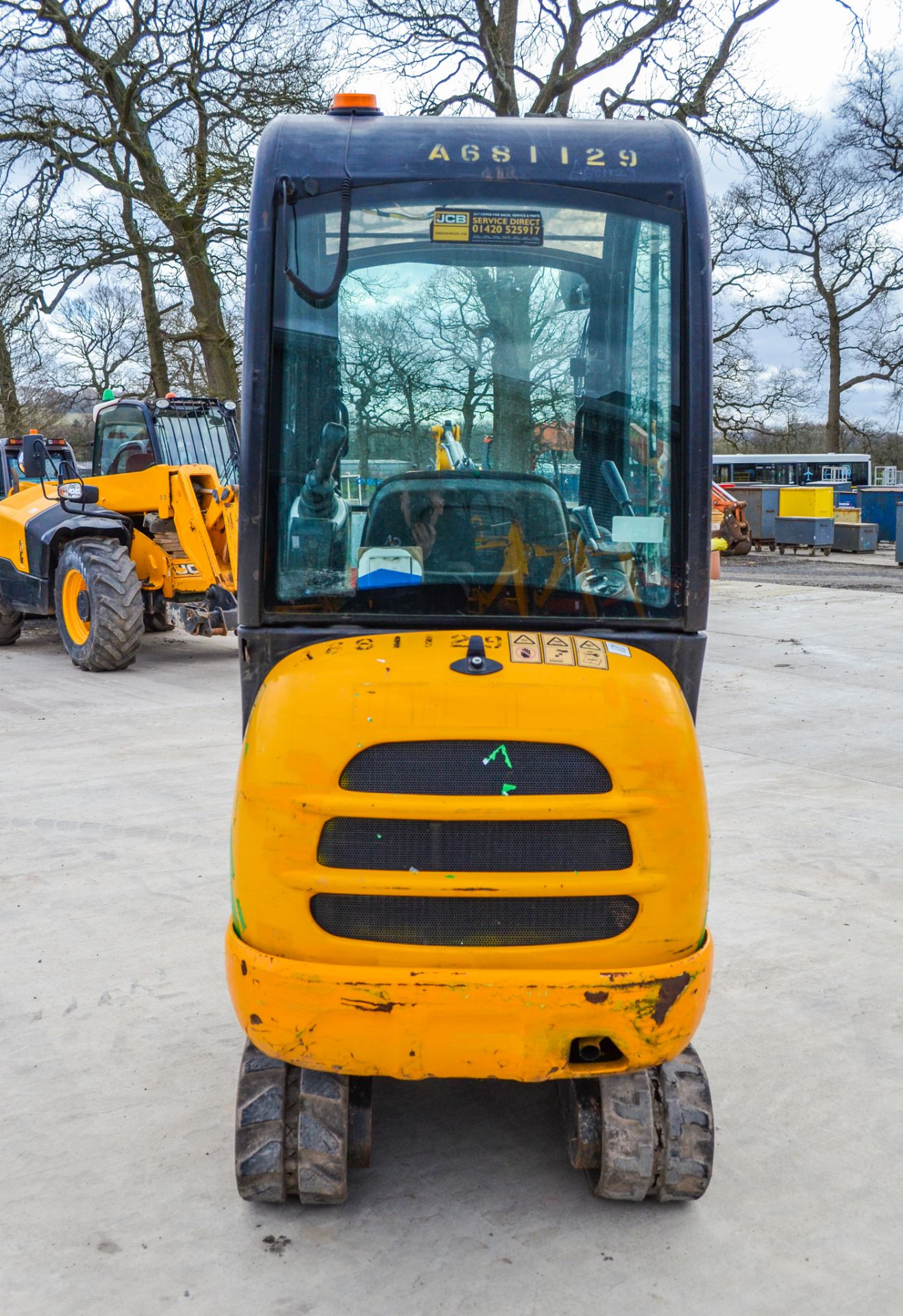 JCB 8018 1.8 tonne rubber tracked mini excavator Year: 2015 S/N: 2335150 Recorded hours: 1701 Blade, - Image 6 of 19