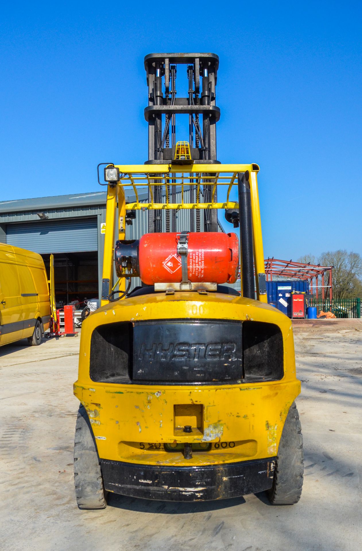 Hyster H5.50XM gas powered 5 tonne forklift truck Year: 2006 S/N: 4462D Recorded hours: 4583 - Image 6 of 14