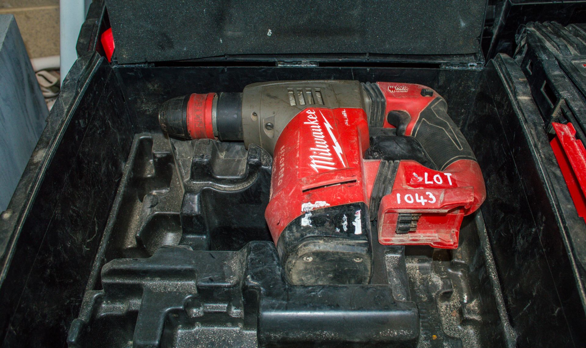 Milwaukee 18v cordless SDS rotary hammer drill c/w carry case ** No battery or charger ** D3BX0283