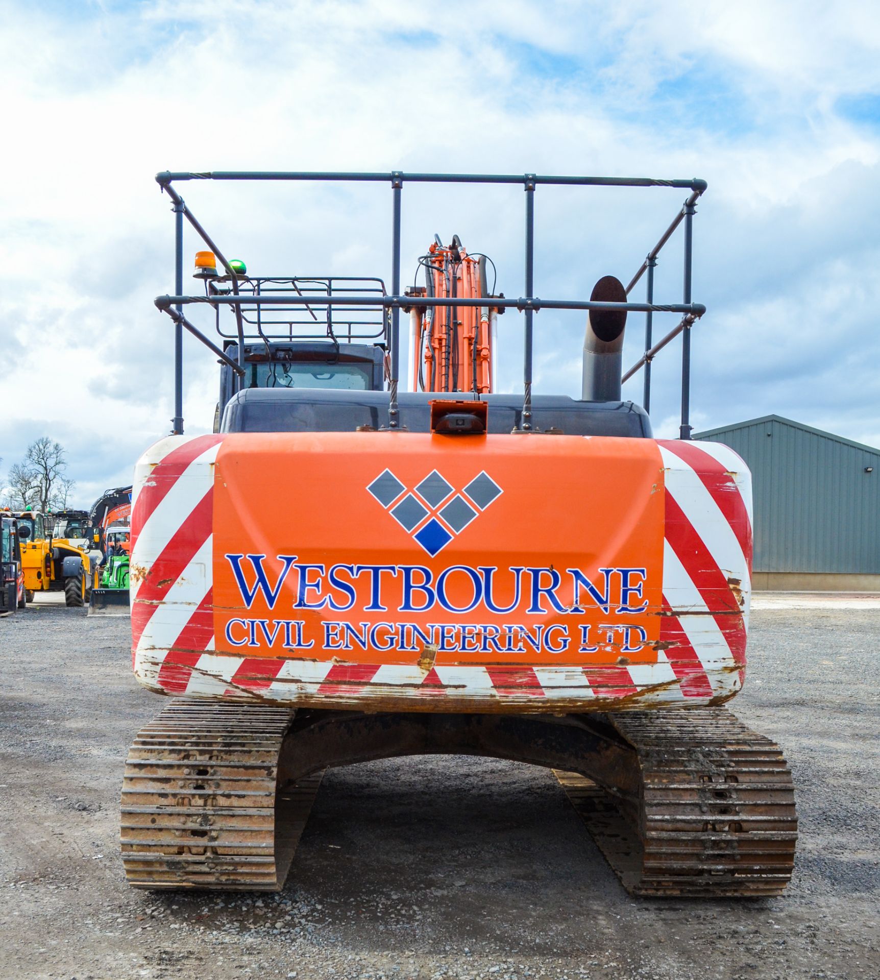 Hitachi ZX 210 LC 21 tonne steel tracked excavator Year: 2016 S/N: 303738 Recorded hours: 8788 Air - Image 6 of 22