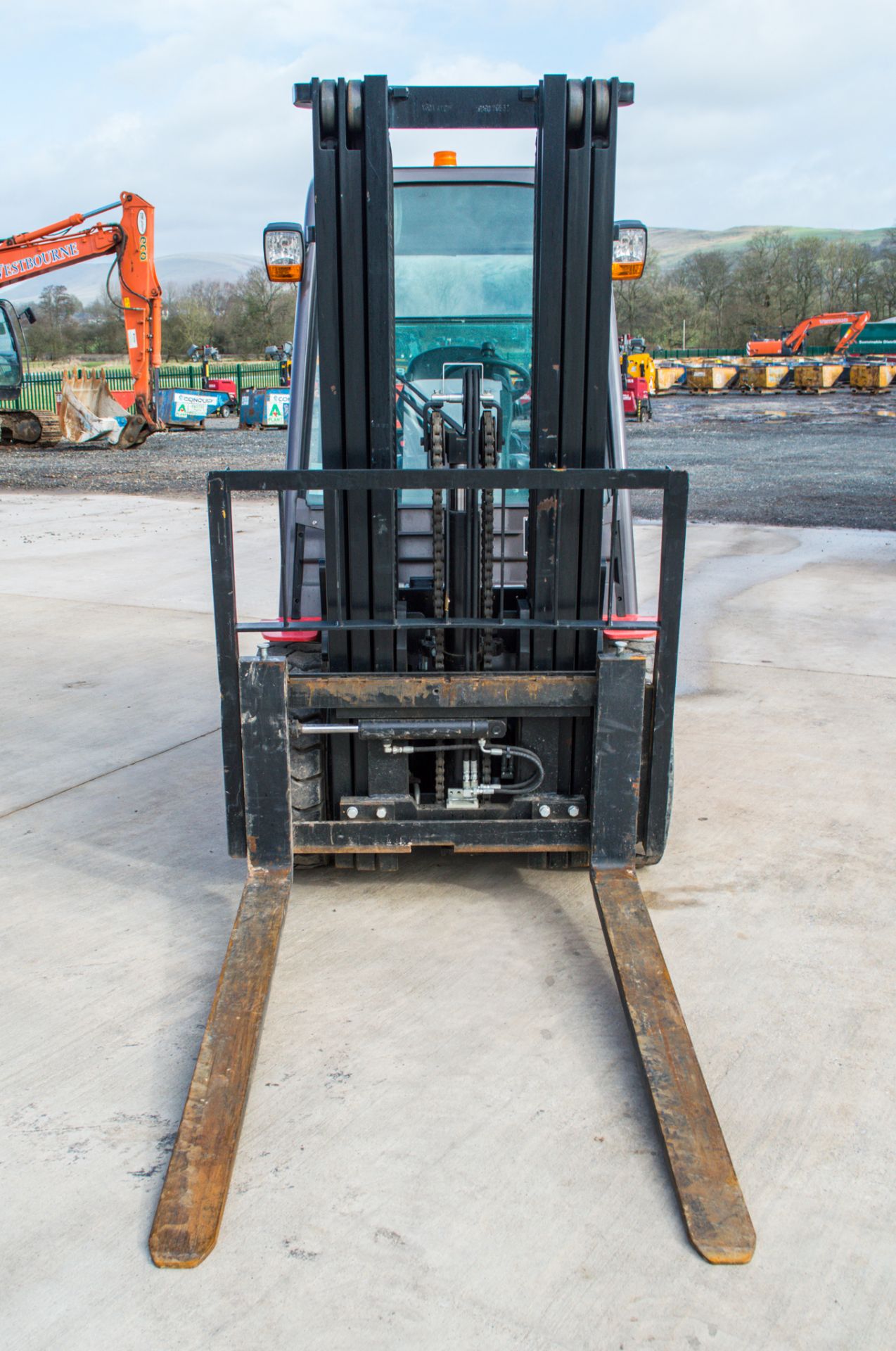 Manitou  MI 30D 3 tonne diesel fork lift truck Year: 2020 S/N: 877684 Recorded Hours: 128 TH76 - Image 5 of 19