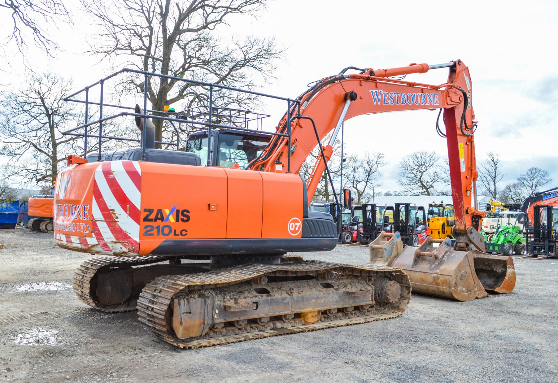 Hitachi ZX 210 LC 21 tonne steel tracked excavator Year: 2016 S/N: 303738 Recorded hours: 8788 Air - Image 3 of 22