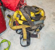 2 - personnel safety harnesses CW