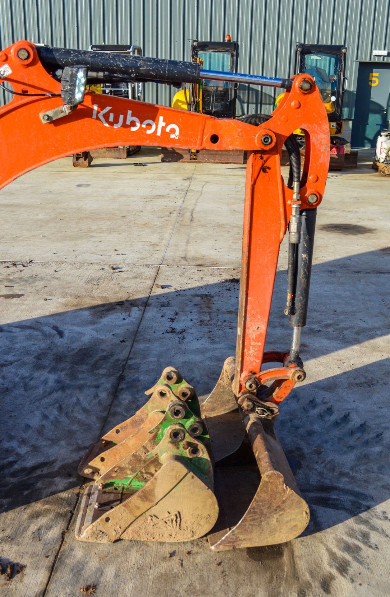 Kubota KX016-4 1.6 tonne rubber tracked mini excavator Year: 2015 S/N: 58685 Recorded Hours: 1714 - Image 12 of 18