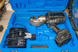 Cembre B1350C 18v cordless hydraulic crimping tool c/w battery, charger and carry case A843931