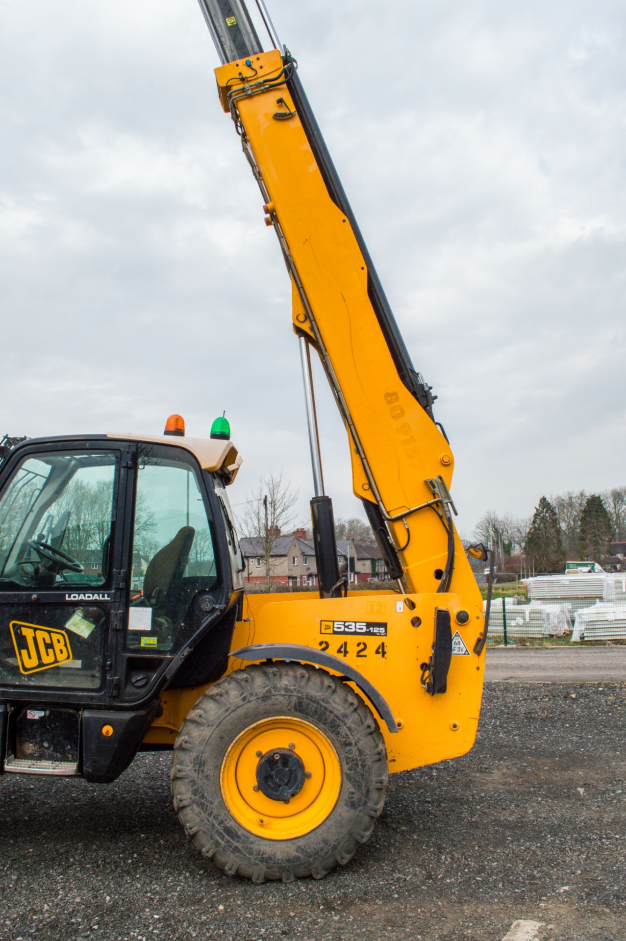 JCB 535-125 Hi-Viz 12.5 metre telescopic handler - Image 19 of 25