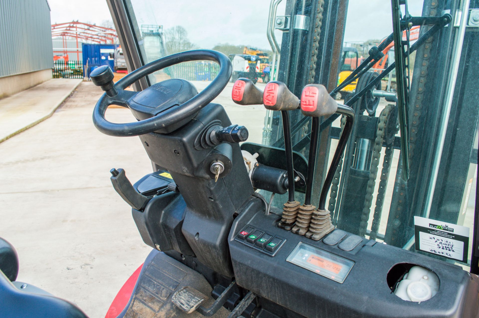 Manitou  MI 30D 3 tonne diesel fork lift truck Year: 2020 S/N: 877684 Recorded Hours: 128 TH76 - Image 18 of 19