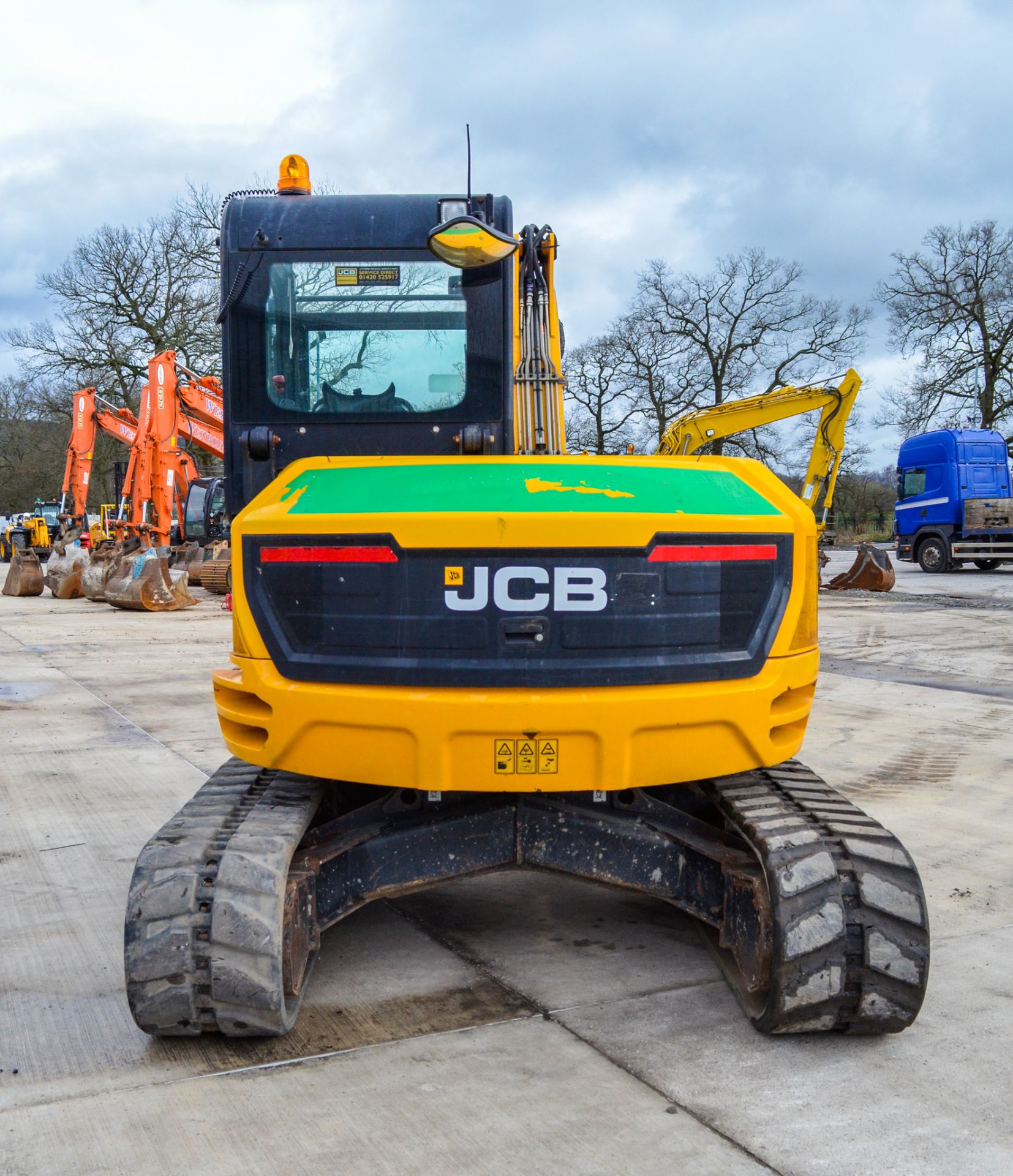 JCB 85Z 8.5 tonne rubber tracked midi excavator Year: 2014 S/N 2248858 Recorded hours: 4401 Blade, - Image 6 of 20