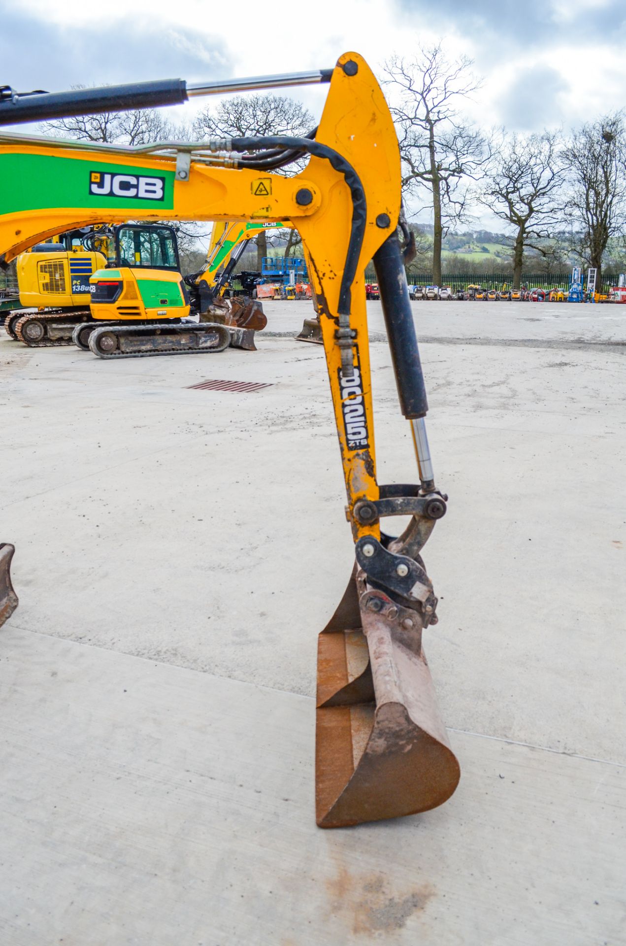 JCB 8025 2.8 tonne rubber tracked mini excavator - Image 12 of 21