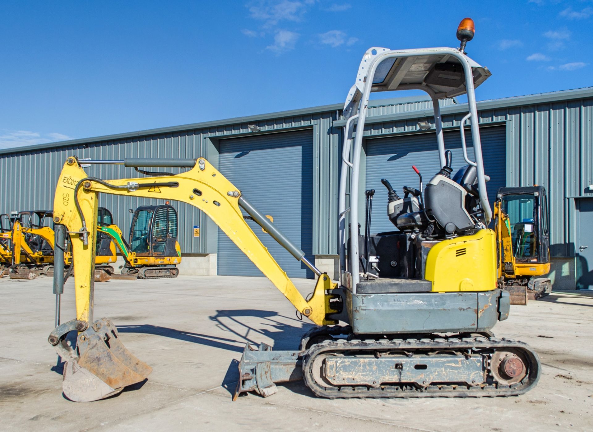 Wacker Neuson EZ17 1.6 tonne rubber tracked mini excavator Year: 2018 S/N: PAL032220 Recorded Hours: - Image 7 of 21