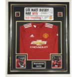 Framed Manchester United football shirt With Matt Busby Way sign signed by Manchester United players