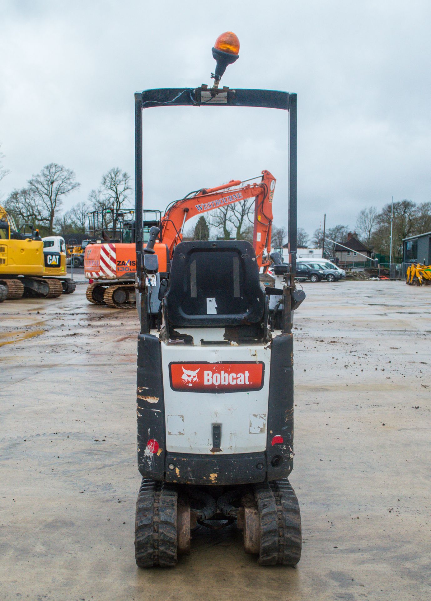 Bobcat E10 1 tonne rubber tracked micro excavator Year: 2016 S/N: A33P14942 Recorded Hours: 1084 - Image 6 of 19