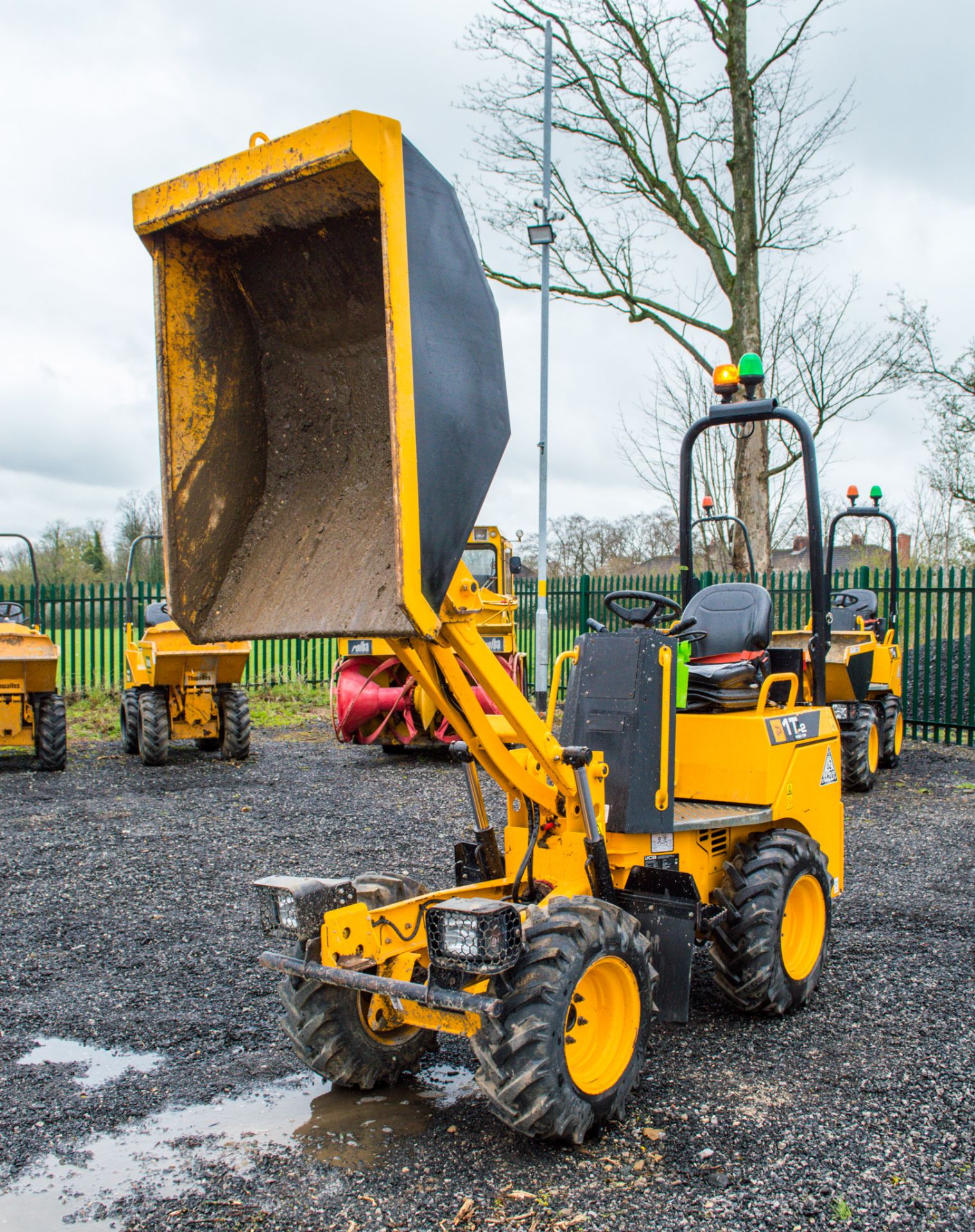 JCB 1T-2  1 tonne hi-tip dumper Year: 2019 S/N: 2915756 Recorded Hours: 368 - Image 13 of 20