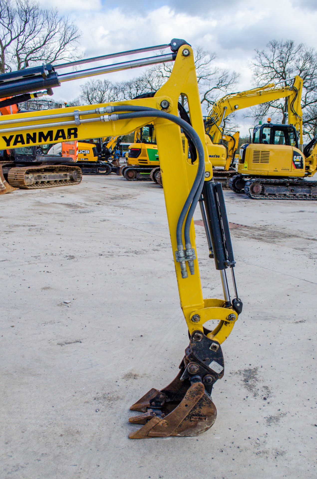 Yanmar SV18 1.8 tonne rubber tracked mini excavator  Year: 2021 S/N: BV15069 Recorded Hours: 107 - Image 14 of 20