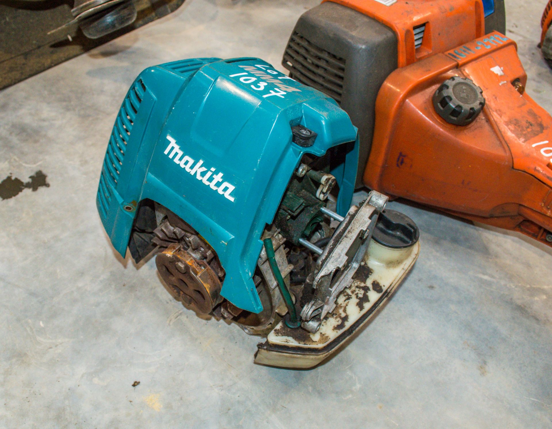 Makita strimmer engine for spares