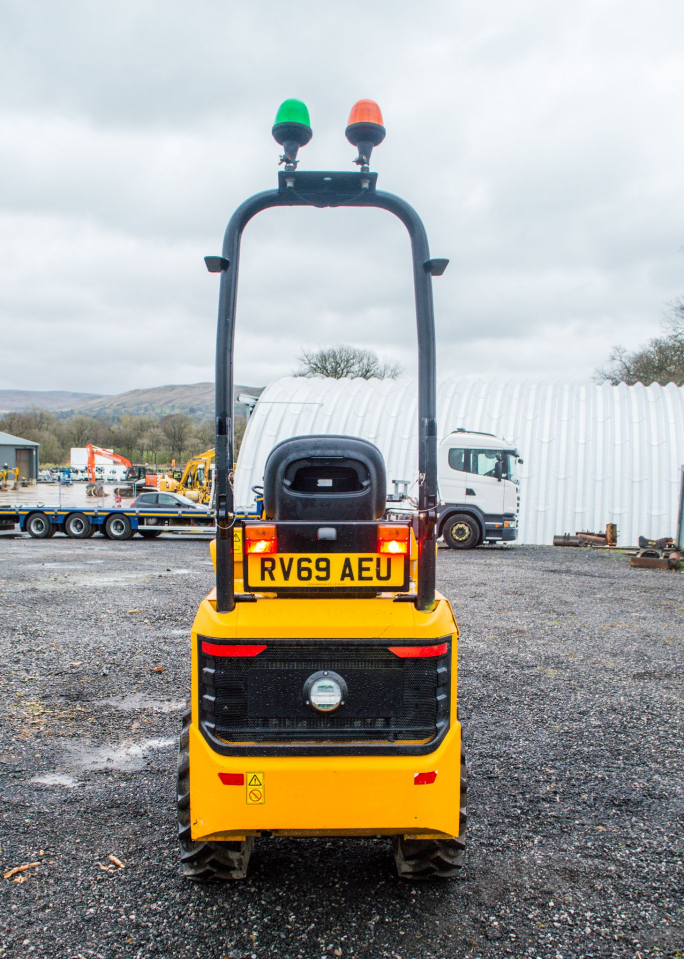 JCB 1T-2  1 tonne hi-tip dumper Year: 2019 S/N: 2915758 Recorded Hours: 272 - Image 6 of 20