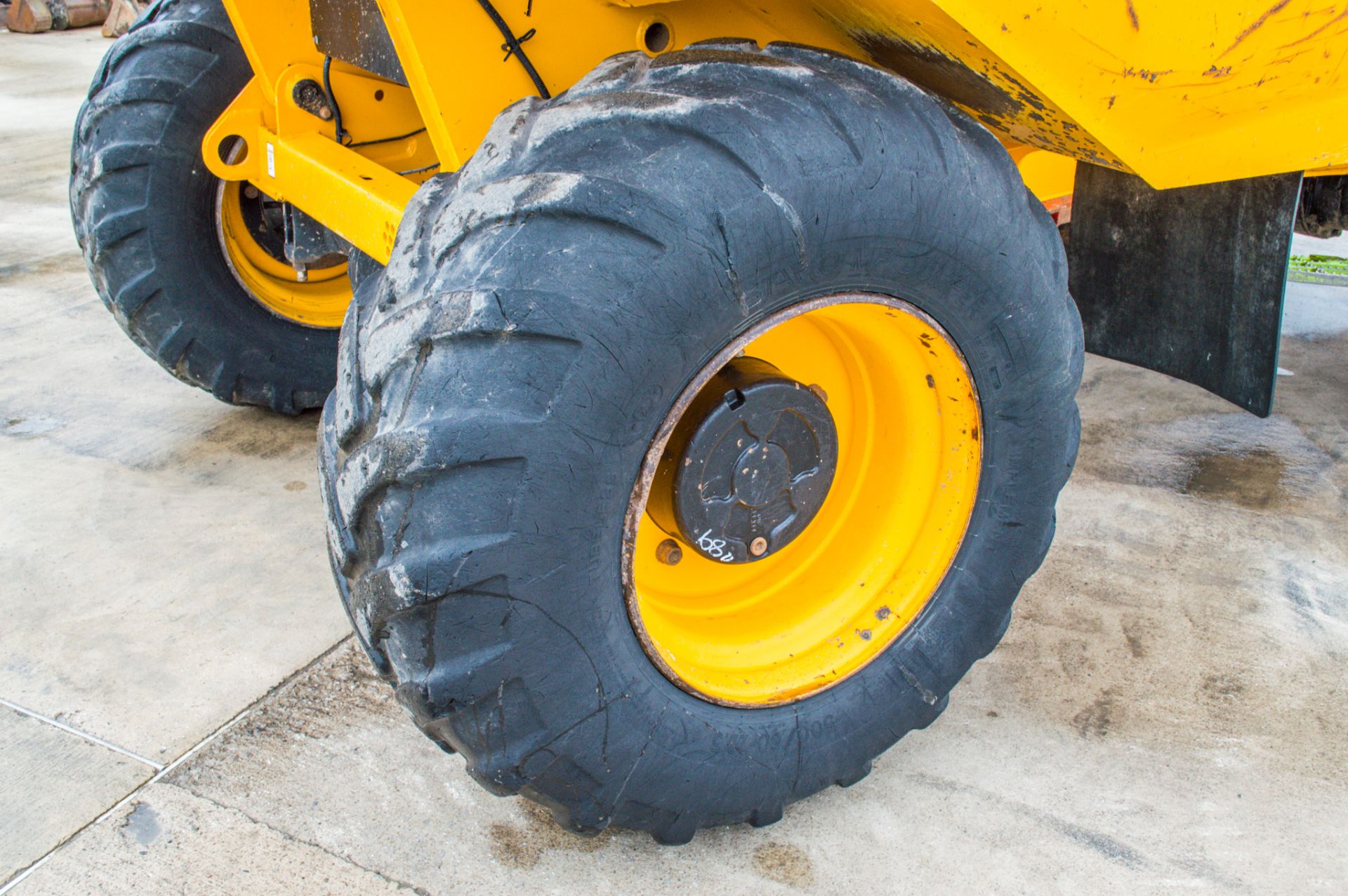 JCB 9T-1 9 tonne straight skip dumper  Year: 2018 S/N: J2561867 Recorded Hours: 1404 - Image 12 of 23