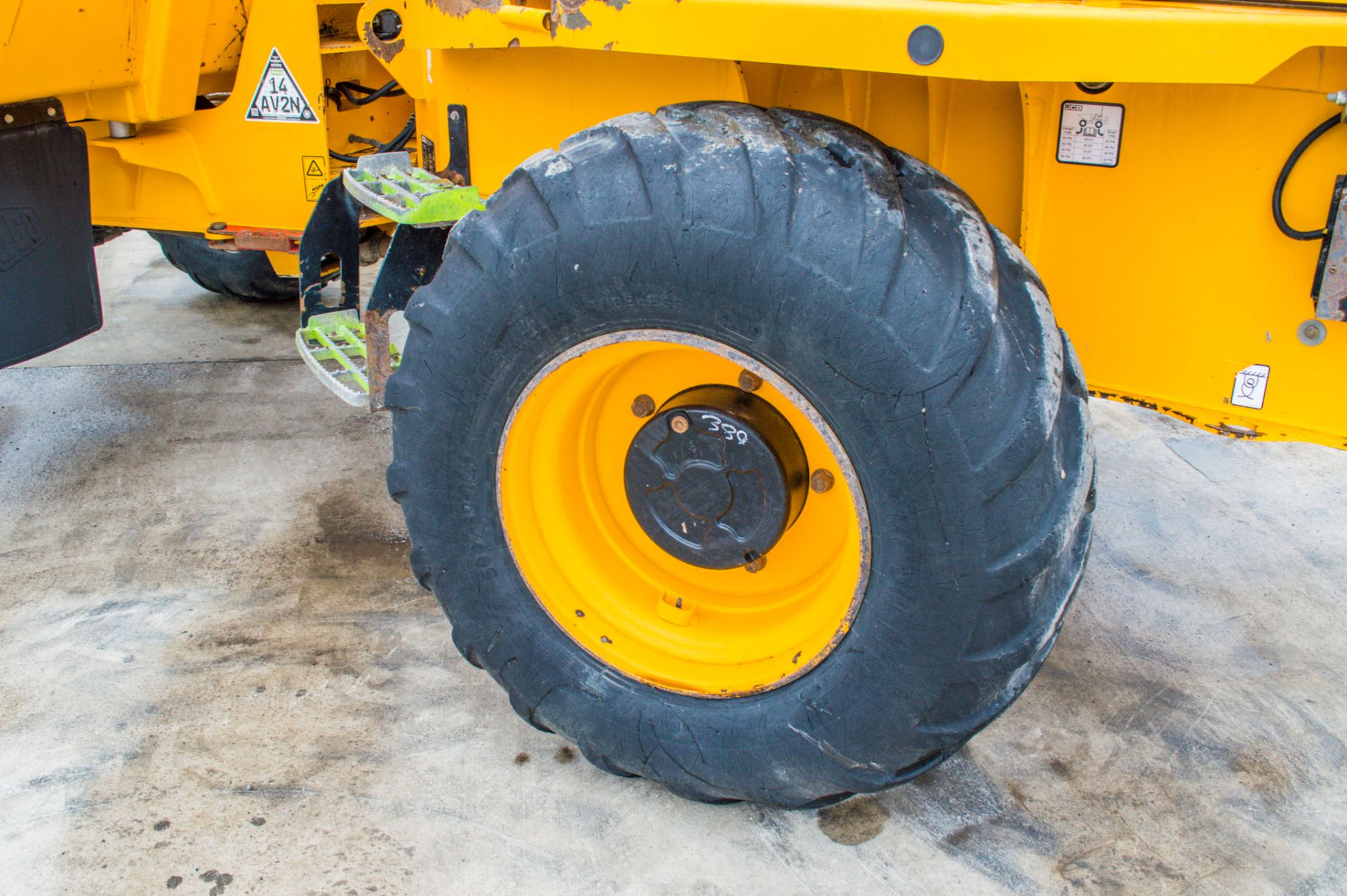 JCB 9T-1 9 tonne straight skip dumper  Year: 2018 S/N: J2561867 Recorded Hours: 1404 - Image 13 of 23