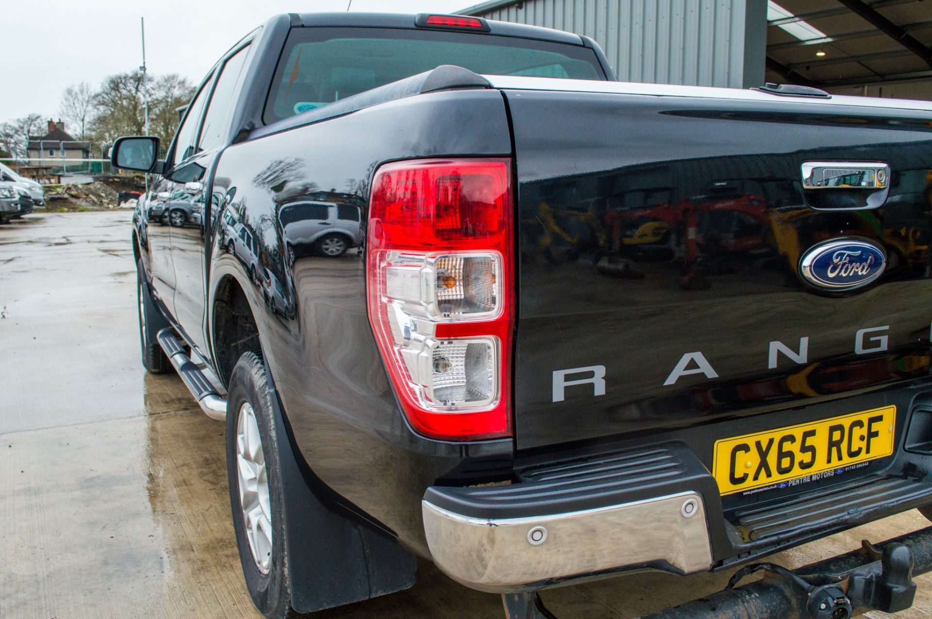 Ford Ranger 2.2 TDCI 150 Limited 4wd automatic double cab pick up - Image 11 of 28